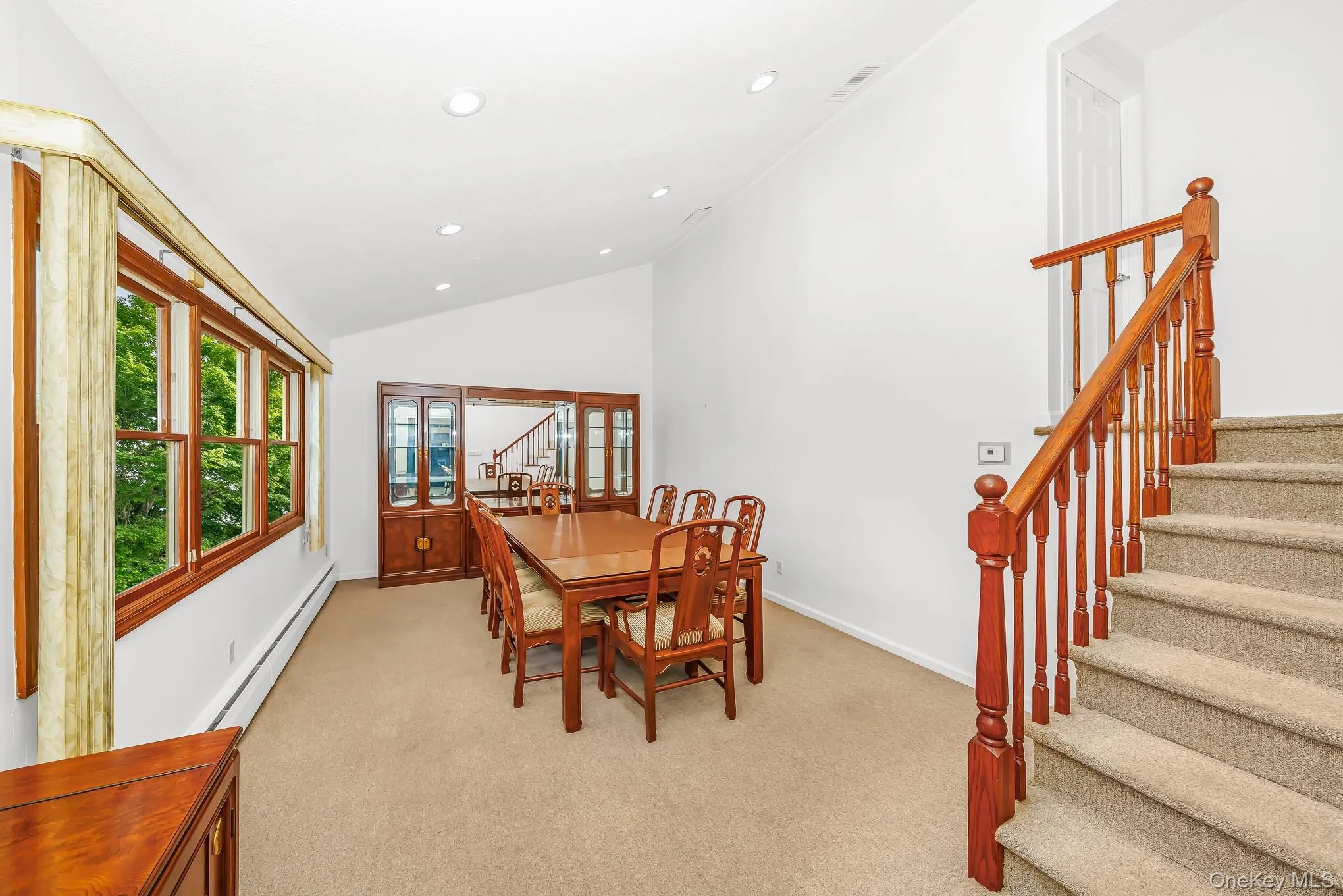 195 Albany Avenue, Oyster Bay, NY, 3 Bedrooms Bedrooms, 9 Rooms Rooms,1 BathroomBathrooms,Residential,For Rent,Albany,0,1025368 195 Albany Avenue, Oyster Bay, NY, 3 Bedrooms Bedrooms, 9 Rooms Rooms,1 BathroomBathrooms,Residential,For Rent,Albany,0,1025368
