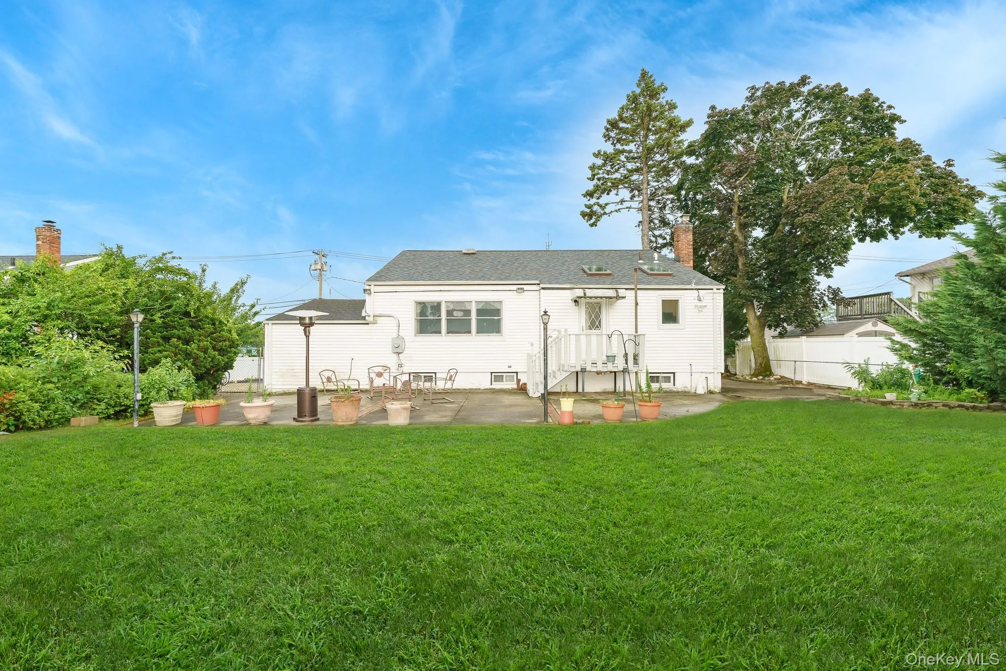 195 Albany Avenue, Oyster Bay, NY, 3 Bedrooms Bedrooms, 9 Rooms Rooms,1 BathroomBathrooms,Residential,For Rent,Albany,0,1025368 195 Albany Avenue, Oyster Bay, NY, 3 Bedrooms Bedrooms, 9 Rooms Rooms,1 BathroomBathrooms,Residential,For Rent,Albany,0,1025368