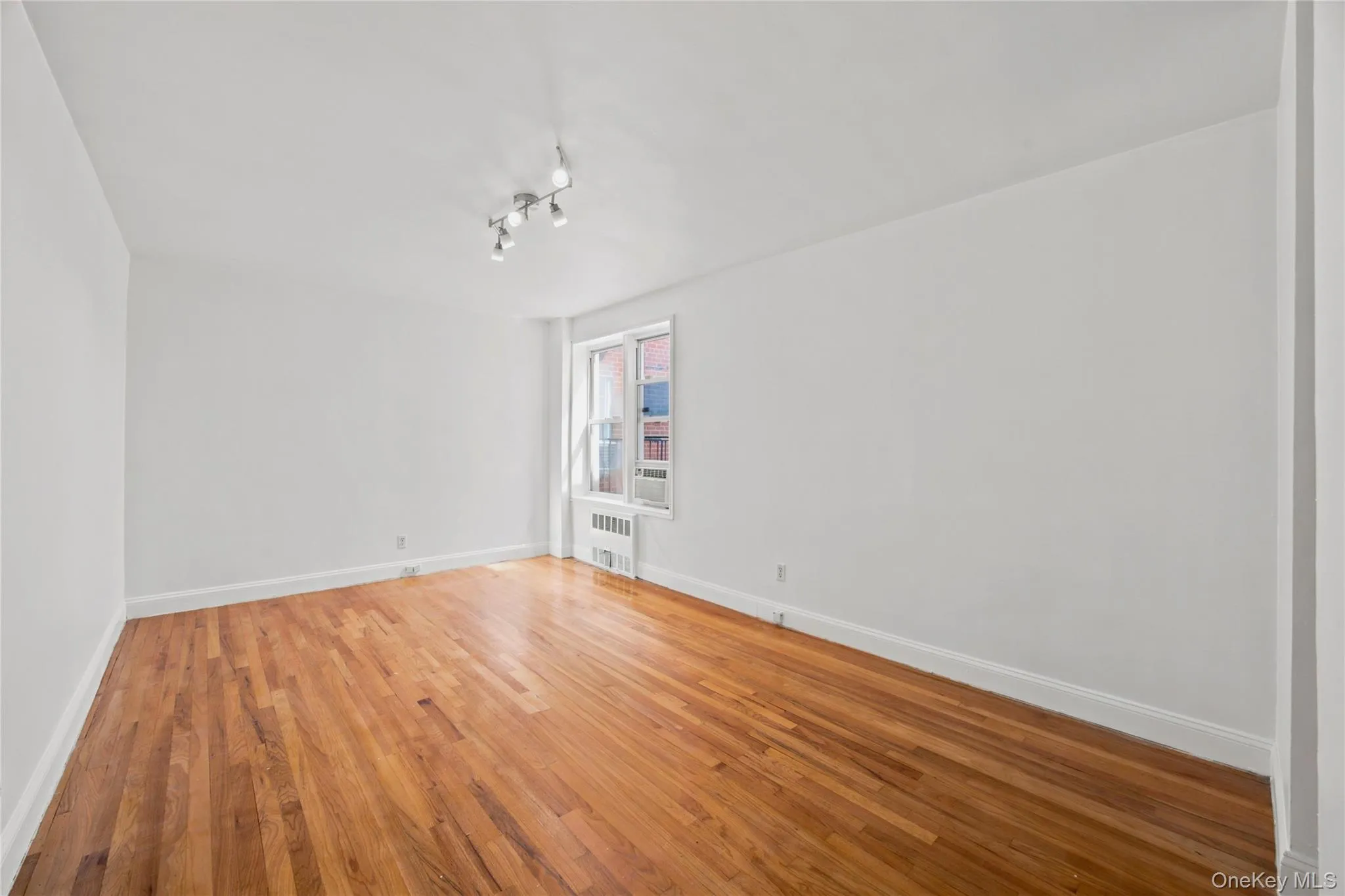 72-10 112 Street, New York, NY, 2 Bedrooms Bedrooms, 5 Rooms Rooms,2 BathroomsBathrooms,Residential,For Rent,112,0,1025371 72-10 112 Street, New York, NY, 2 Bedrooms Bedrooms, 5 Rooms Rooms,2 BathroomsBathrooms,Residential,For Rent,112,0,1025371
