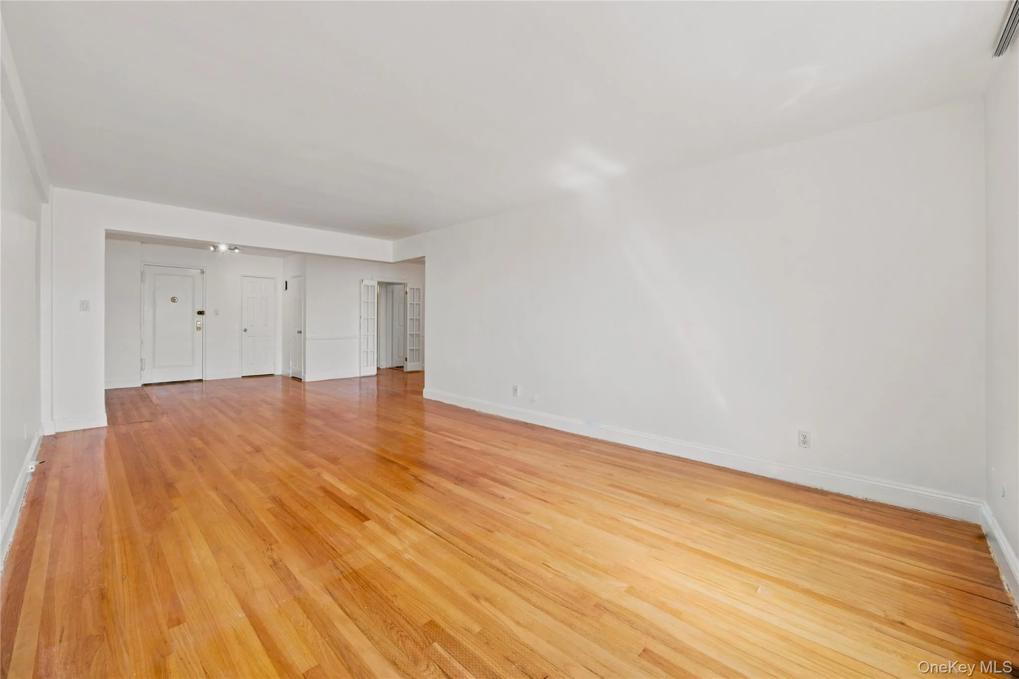 72-10 112 Street, New York, NY, 2 Bedrooms Bedrooms, 5 Rooms Rooms,2 BathroomsBathrooms,Residential,For Rent,112,0,1025371 72-10 112 Street, New York, NY, 2 Bedrooms Bedrooms, 5 Rooms Rooms,2 BathroomsBathrooms,Residential,For Rent,112,0,1025371