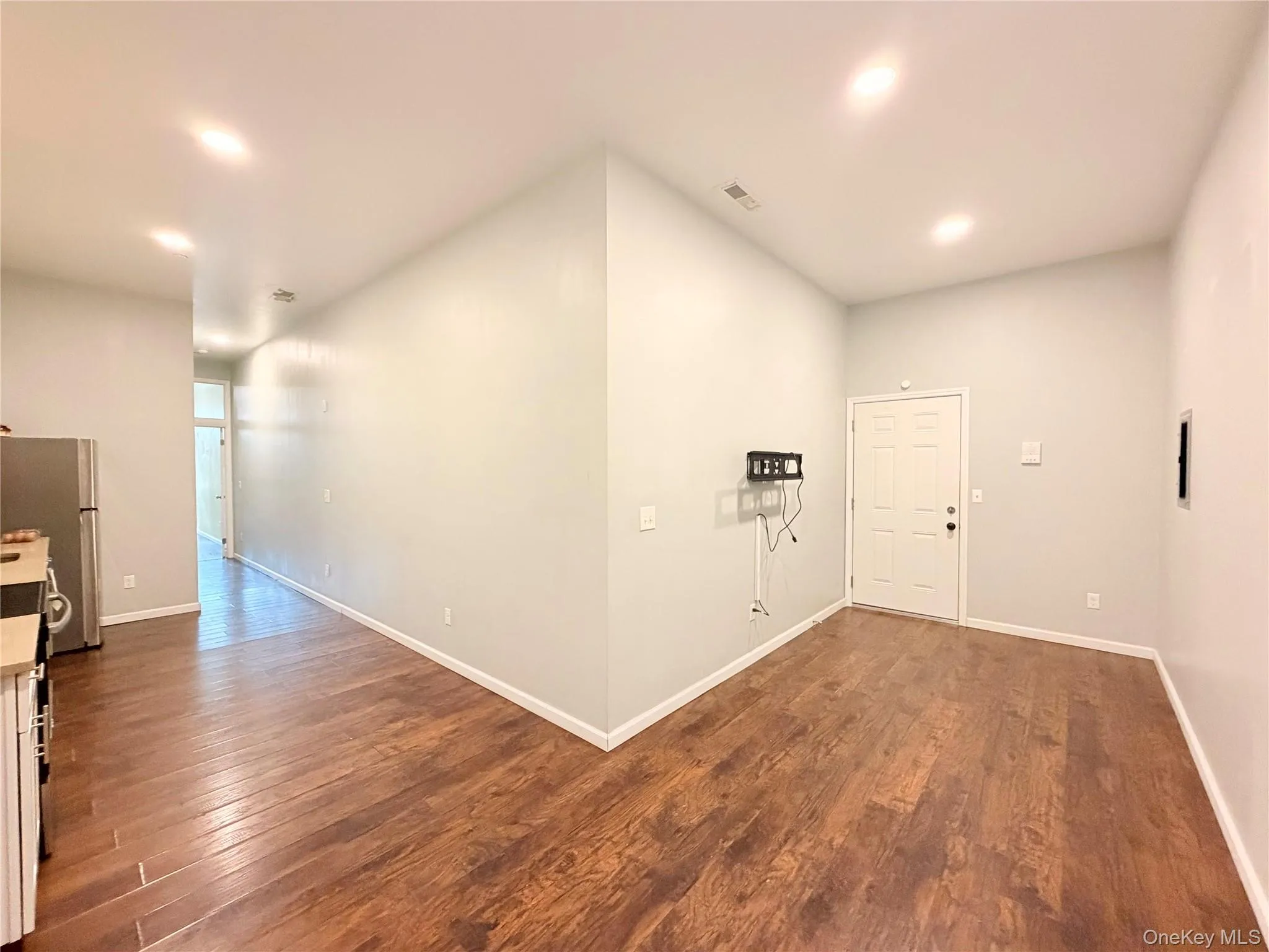 61 North Street, Middletown, NY, 1 Bedroom Bedrooms, 3 Rooms Rooms,1 BathroomBathrooms,Residential Lease,For Rent,North,0,1025374 61 North Street, Middletown, NY, 1 Bedroom Bedrooms, 3 Rooms Rooms,1 BathroomBathrooms,Residential Lease,For Rent,North,0,1025374
