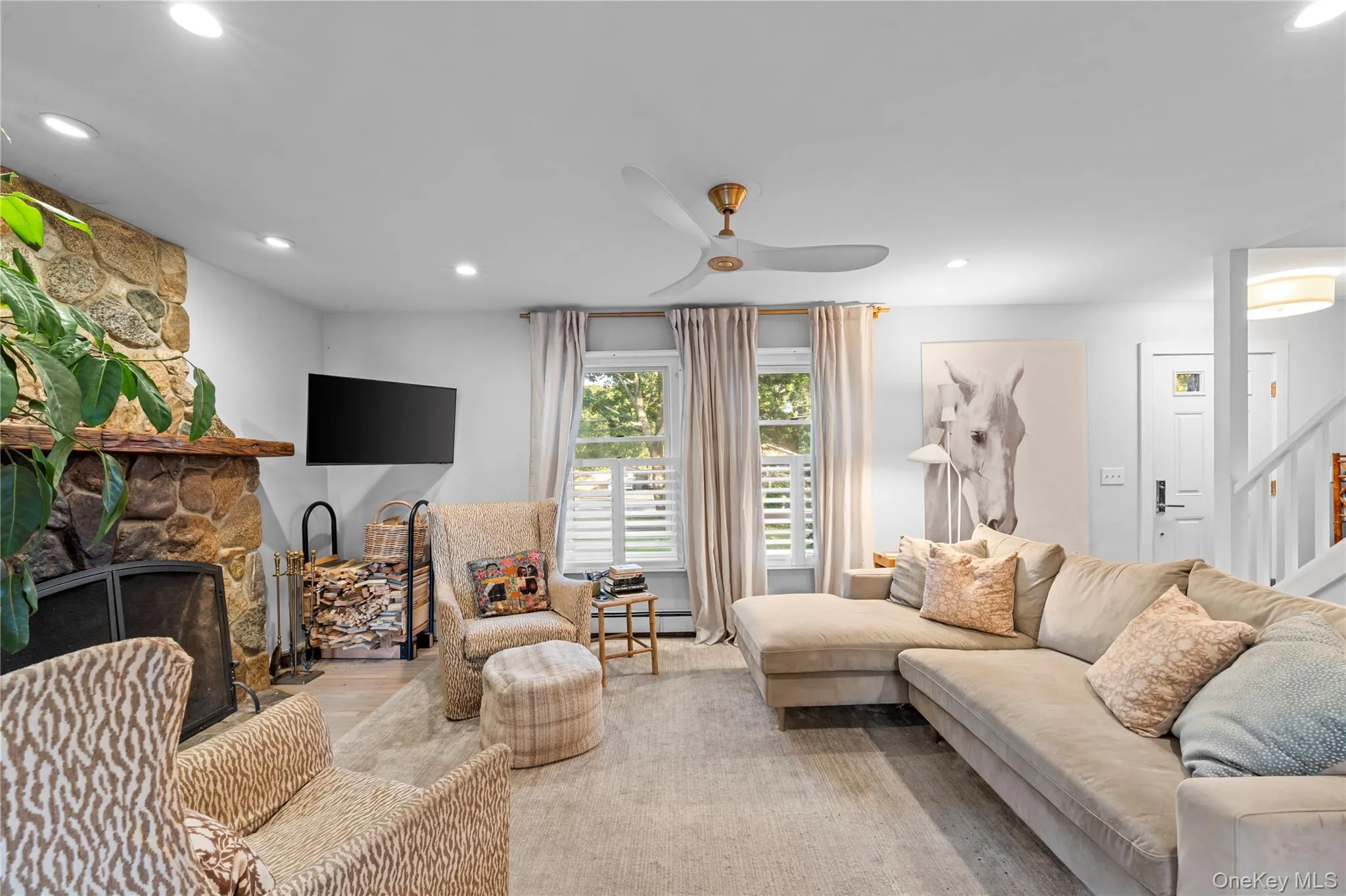 36 Argonne Road, Southampton, NY, 3 Bedrooms Bedrooms, 8 Rooms Rooms,2 BathroomsBathrooms,Residential,For Rent,Argonne,0,1025378 36 Argonne Road, Southampton, NY, 3 Bedrooms Bedrooms, 8 Rooms Rooms,2 BathroomsBathrooms,Residential,For Rent,Argonne,0,1025378