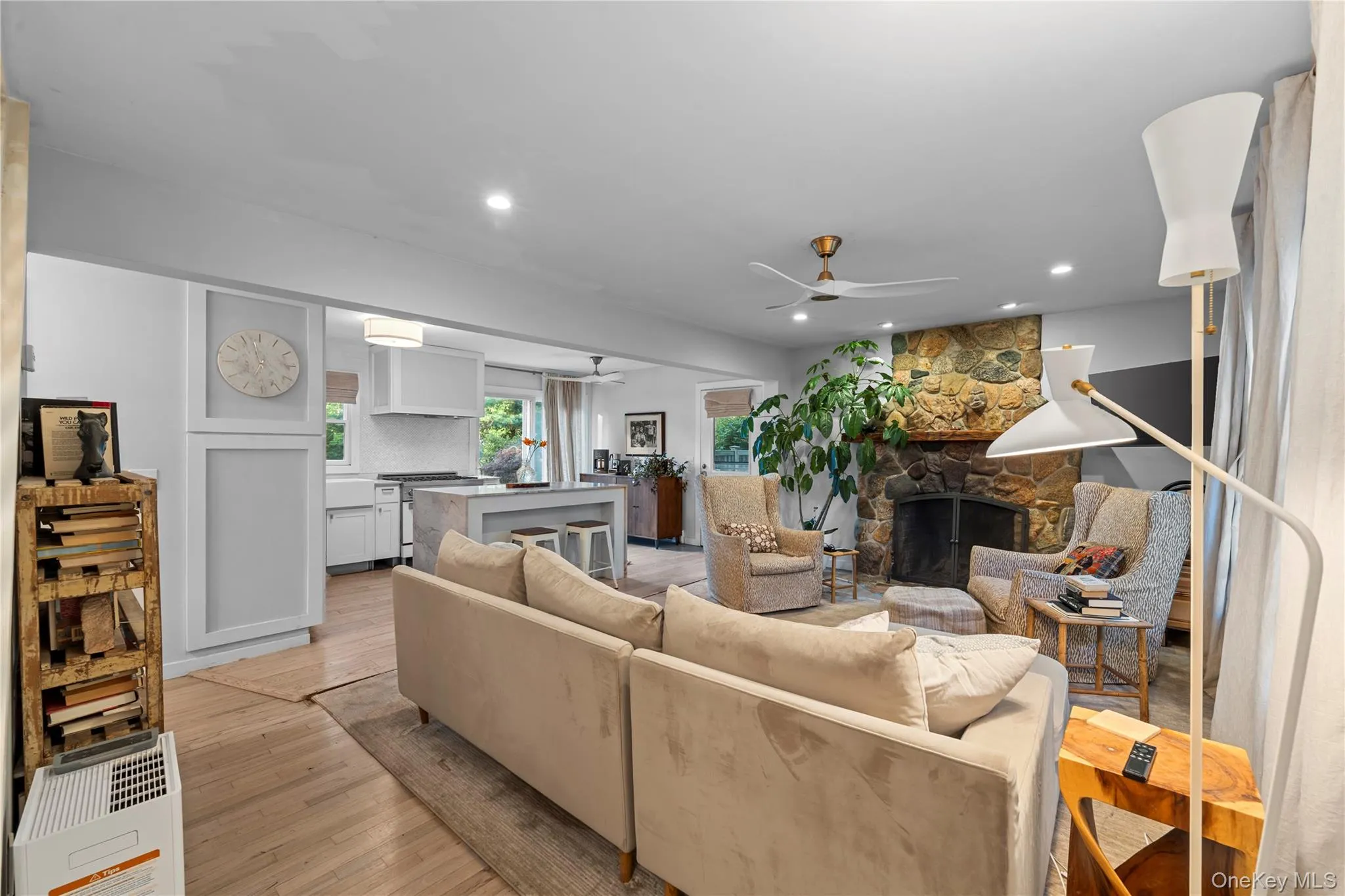 36 Argonne Road, Southampton, NY, 3 Bedrooms Bedrooms, 8 Rooms Rooms,2 BathroomsBathrooms,Residential,For Rent,Argonne,0,1025378 36 Argonne Road, Southampton, NY, 3 Bedrooms Bedrooms, 8 Rooms Rooms,2 BathroomsBathrooms,Residential,For Rent,Argonne,0,1025378