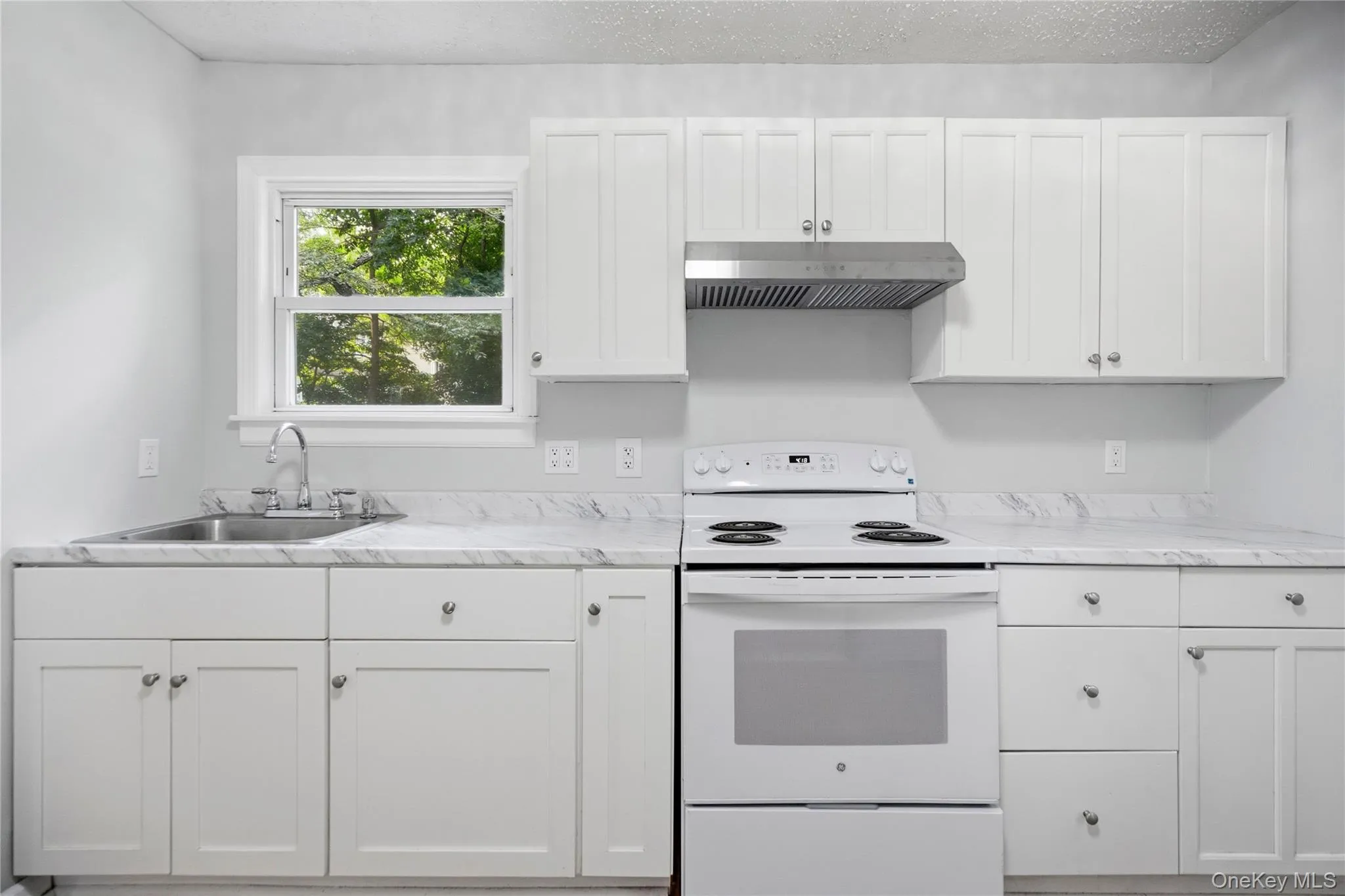3 Aspen Road, Brookhaven, NY, 3 Bedrooms Bedrooms, 6 Rooms Rooms,1 BathroomBathrooms,Residential,For Rent,Aspen,0,1025381 3 Aspen Road, Brookhaven, NY, 3 Bedrooms Bedrooms, 6 Rooms Rooms,1 BathroomBathrooms,Residential,For Rent,Aspen,0,1025381