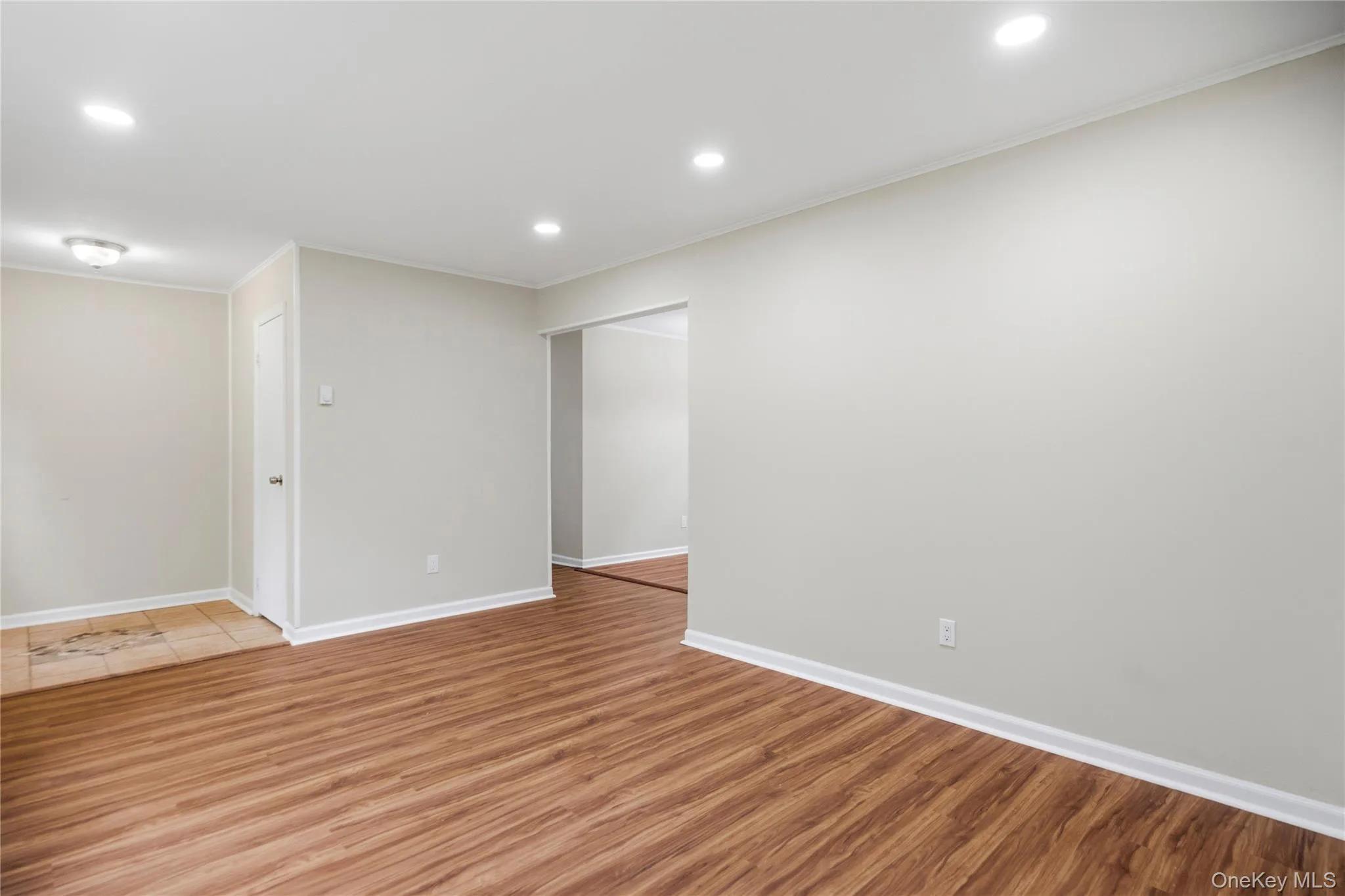 3 Aspen Road, Brookhaven, NY, 3 Bedrooms Bedrooms, 6 Rooms Rooms,1 BathroomBathrooms,Residential,For Rent,Aspen,0,1025381 3 Aspen Road, Brookhaven, NY, 3 Bedrooms Bedrooms, 6 Rooms Rooms,1 BathroomBathrooms,Residential,For Rent,Aspen,0,1025381