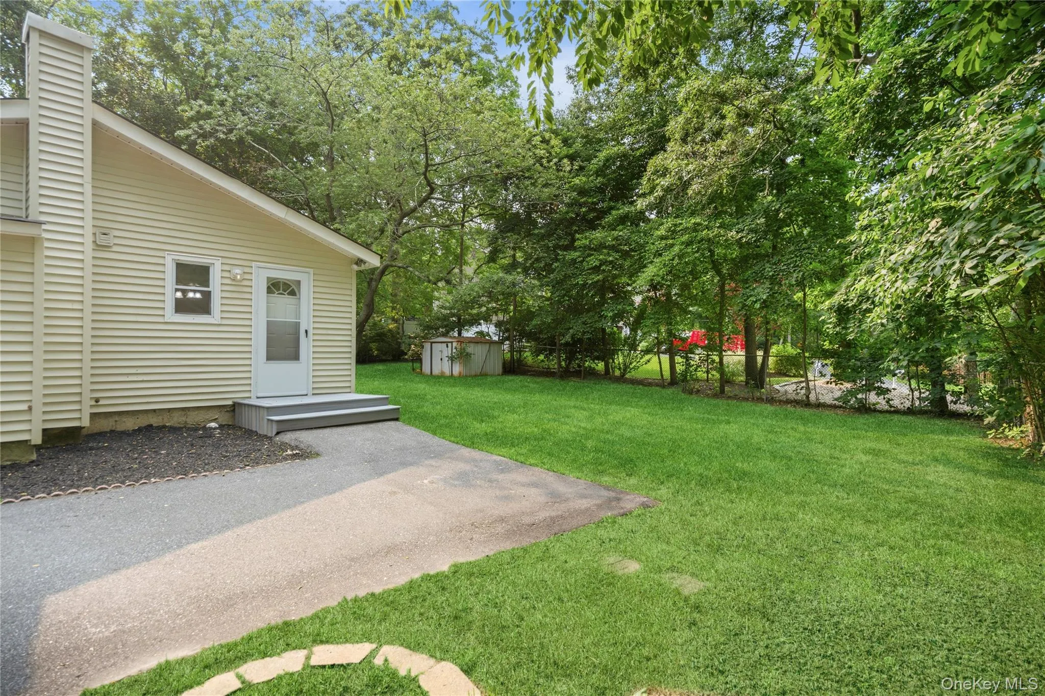 3 Aspen Road, Brookhaven, NY, 3 Bedrooms Bedrooms, 6 Rooms Rooms,1 BathroomBathrooms,Residential,For Rent,Aspen,0,1025381 3 Aspen Road, Brookhaven, NY, 3 Bedrooms Bedrooms, 6 Rooms Rooms,1 BathroomBathrooms,Residential,For Rent,Aspen,0,1025381