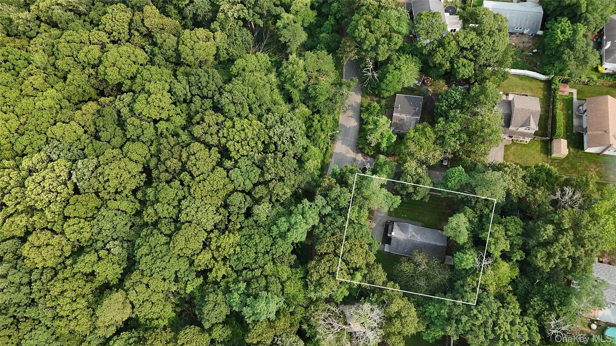 3 Aspen Road, Brookhaven, NY, 3 Bedrooms Bedrooms, 6 Rooms Rooms,1 BathroomBathrooms,Residential,For Rent,Aspen,0,1025381 3 Aspen Road, Brookhaven, NY, 3 Bedrooms Bedrooms, 6 Rooms Rooms,1 BathroomBathrooms,Residential,For Rent,Aspen,0,1025381