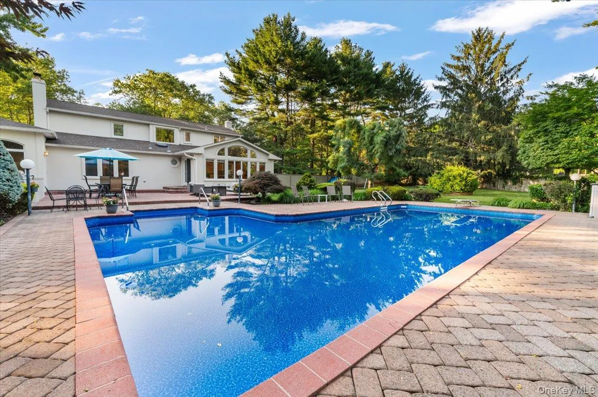 76 Wildwood Drive, Huntington, NY, 6 Bedrooms Bedrooms, 12 Rooms Rooms,3 BathroomsBathrooms,Residential,For Rent,Wildwood,0,1025383 76 Wildwood Drive, Huntington, NY, 6 Bedrooms Bedrooms, 12 Rooms Rooms,3 BathroomsBathrooms,Residential,For Rent,Wildwood,0,1025383