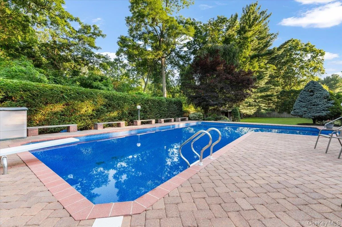 76 Wildwood Drive, Huntington, NY, 6 Bedrooms Bedrooms, 12 Rooms Rooms,3 BathroomsBathrooms,Residential,For Rent,Wildwood,0,1025383 76 Wildwood Drive, Huntington, NY, 6 Bedrooms Bedrooms, 12 Rooms Rooms,3 BathroomsBathrooms,Residential,For Rent,Wildwood,0,1025383