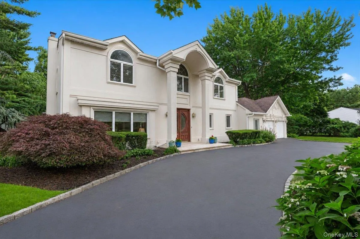 76 Wildwood Drive, Huntington, NY, 6 Bedrooms Bedrooms, 12 Rooms Rooms,3 BathroomsBathrooms,Residential,For Rent,Wildwood,0,1025383 76 Wildwood Drive, Huntington, NY, 6 Bedrooms Bedrooms, 12 Rooms Rooms,3 BathroomsBathrooms,Residential,For Rent,Wildwood,0,1025383