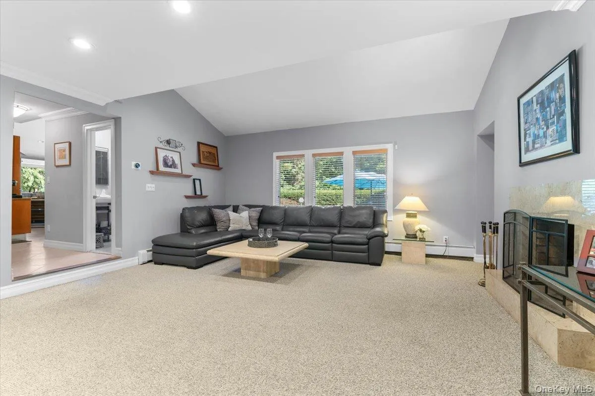 76 Wildwood Drive, Huntington, NY, 6 Bedrooms Bedrooms, 12 Rooms Rooms,3 BathroomsBathrooms,Residential,For Rent,Wildwood,0,1025383 76 Wildwood Drive, Huntington, NY, 6 Bedrooms Bedrooms, 12 Rooms Rooms,3 BathroomsBathrooms,Residential,For Rent,Wildwood,0,1025383