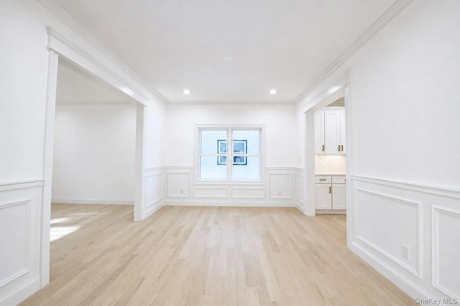 833 Cleveland Street, Hempstead, NY, 4 Bedrooms Bedrooms, 10 Rooms Rooms,2 BathroomsBathrooms,Residential,For Rent,Cleveland,0,1025385 833 Cleveland Street, Hempstead, NY, 4 Bedrooms Bedrooms, 10 Rooms Rooms,2 BathroomsBathrooms,Residential,For Rent,Cleveland,0,1025385