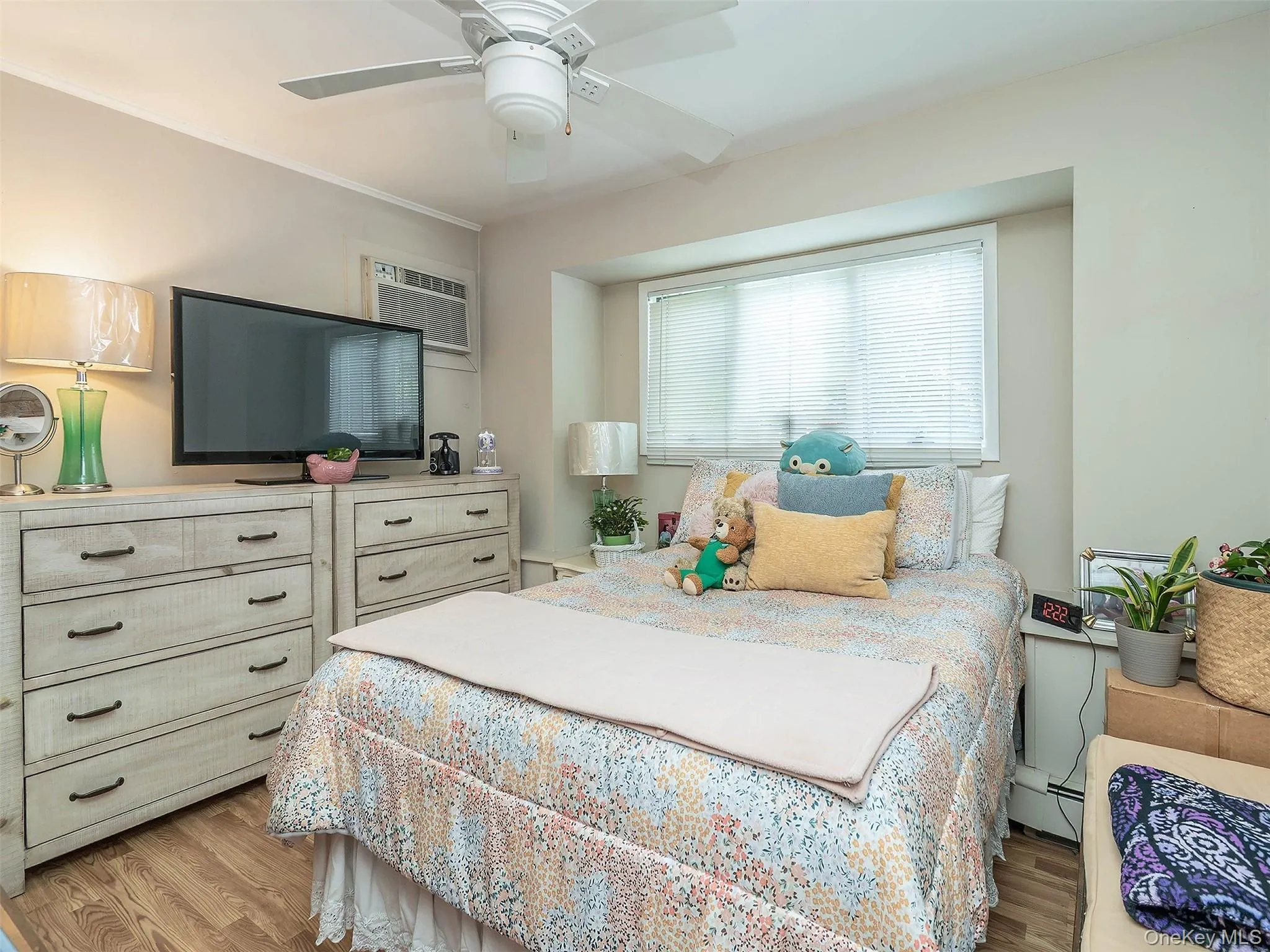 2923 Len Drive, Hempstead, NY, 4 Bedrooms Bedrooms, 6 Rooms Rooms,2 BathroomsBathrooms,Residential,For Rent,Len,0,1025387 2923 Len Drive, Hempstead, NY, 4 Bedrooms Bedrooms, 6 Rooms Rooms,2 BathroomsBathrooms,Residential,For Rent,Len,0,1025387