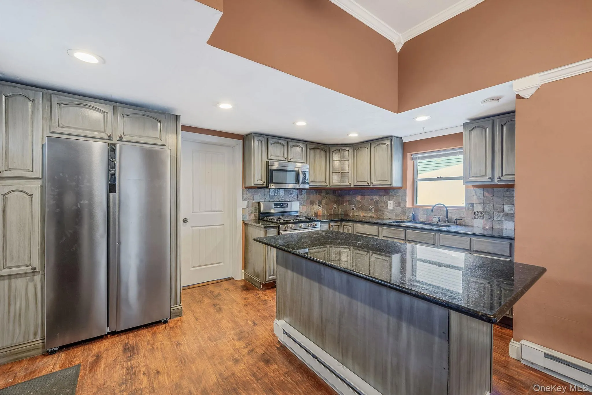 93 Maple Road, Smithtown, NY, 2 Bedrooms Bedrooms, 5 Rooms Rooms,1 BathroomBathrooms,Residential Lease,For Rent,Maple,0,1025389 93 Maple Road, Smithtown, NY, 2 Bedrooms Bedrooms, 5 Rooms Rooms,1 BathroomBathrooms,Residential Lease,For Rent,Maple,0,1025389
