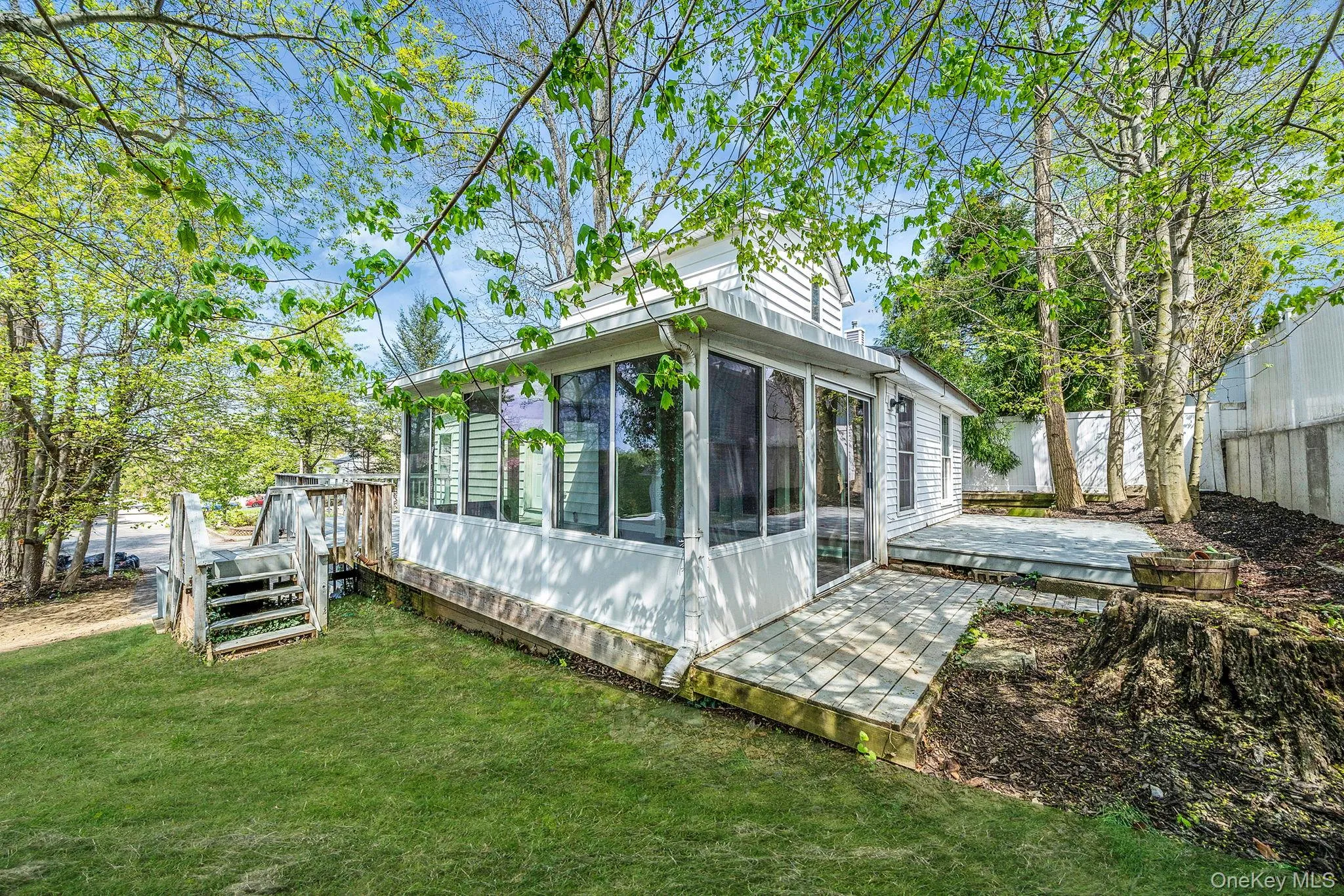 93 Maple Road, Smithtown, NY, 2 Bedrooms Bedrooms, 5 Rooms Rooms,1 BathroomBathrooms,Residential Lease,For Rent,Maple,0,1025389 93 Maple Road, Smithtown, NY, 2 Bedrooms Bedrooms, 5 Rooms Rooms,1 BathroomBathrooms,Residential Lease,For Rent,Maple,0,1025389