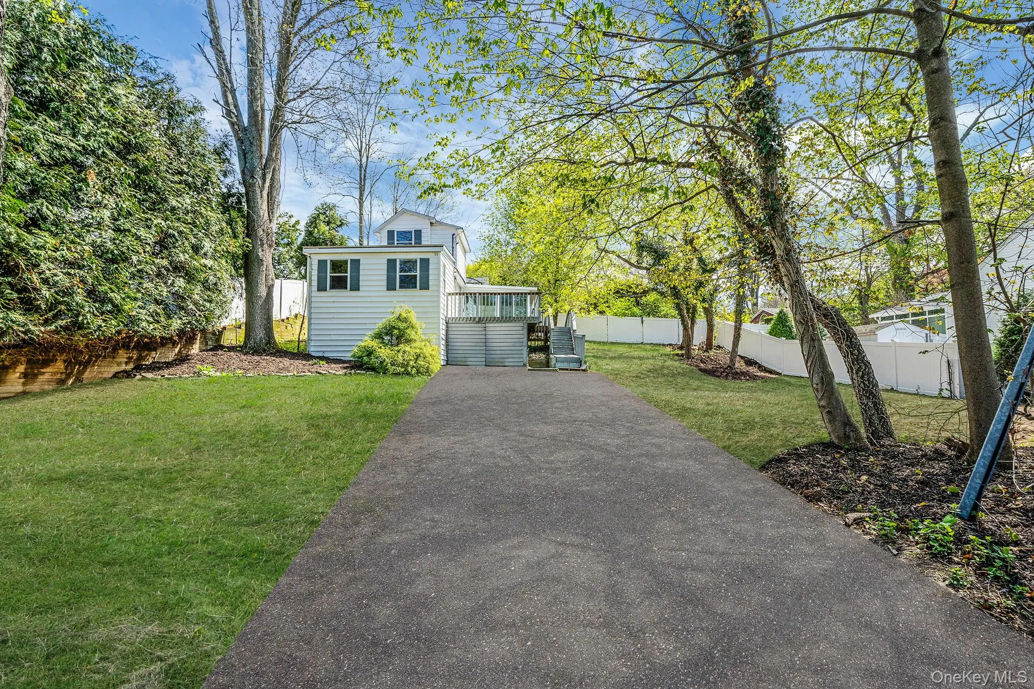 93 Maple Road, Smithtown, NY, 2 Bedrooms Bedrooms, 5 Rooms Rooms,1 BathroomBathrooms,Residential Lease,For Rent,Maple,0,1025389 93 Maple Road, Smithtown, NY, 2 Bedrooms Bedrooms, 5 Rooms Rooms,1 BathroomBathrooms,Residential Lease,For Rent,Maple,0,1025389
