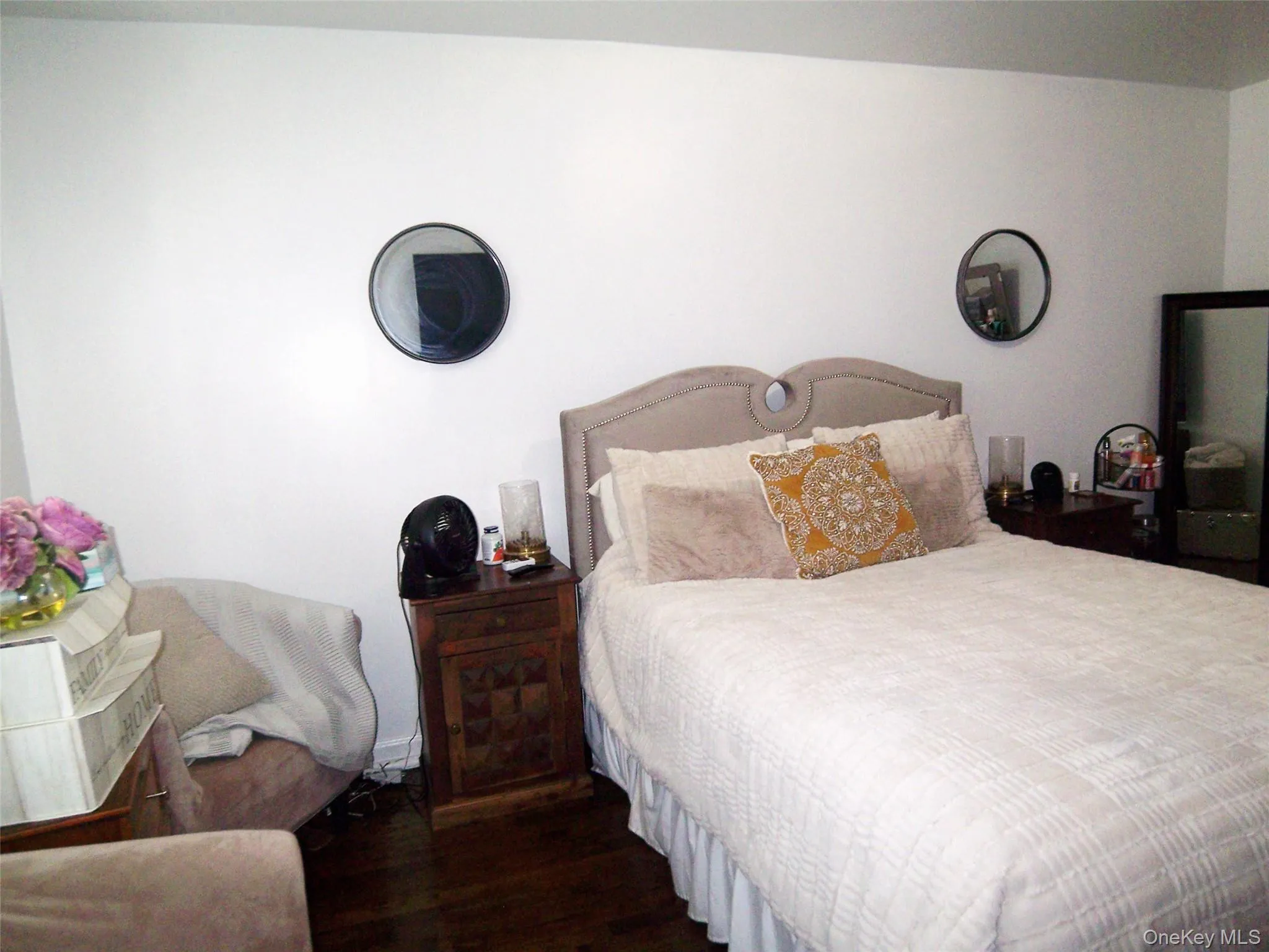 4382 Byron Avenue, New York, NY, 3 Bedrooms Bedrooms, 6 Rooms Rooms,2 BathroomsBathrooms,Residential,For Rent,Byron,0,1025392 4382 Byron Avenue, New York, NY, 3 Bedrooms Bedrooms, 6 Rooms Rooms,2 BathroomsBathrooms,Residential,For Rent,Byron,0,1025392