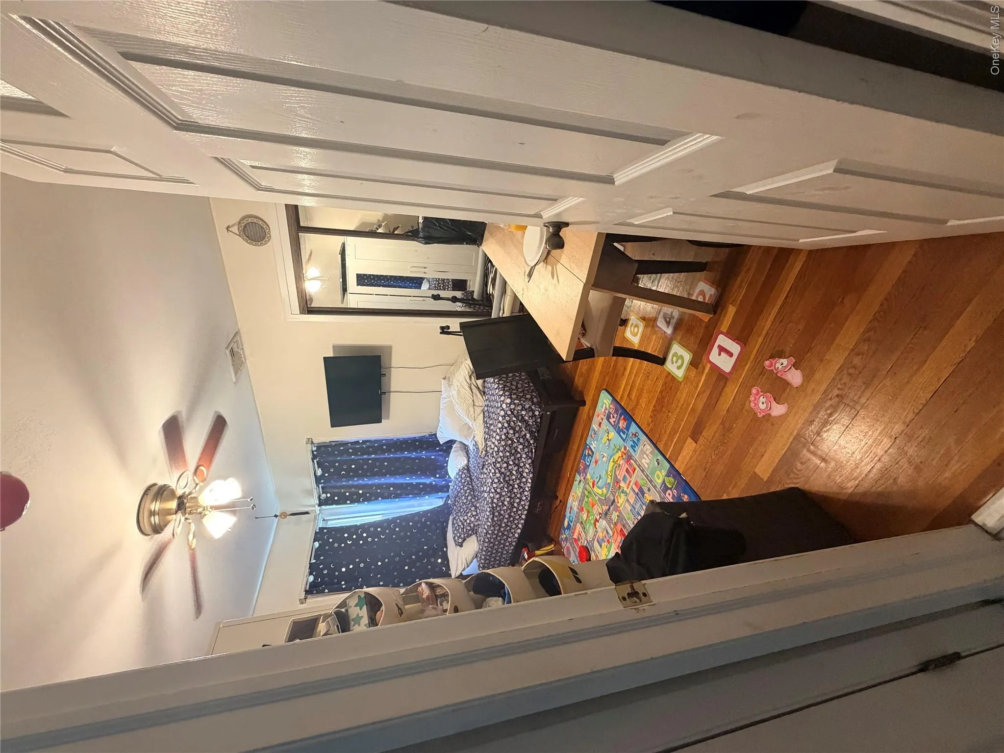 17 Main Street, Hempstead, NY, 5 Bedrooms Bedrooms, 9 Rooms Rooms,3 BathroomsBathrooms,Residential Lease,For Rent,Main,0,1025393 17 Main Street, Hempstead, NY, 5 Bedrooms Bedrooms, 9 Rooms Rooms,3 BathroomsBathrooms,Residential Lease,For Rent,Main,0,1025393