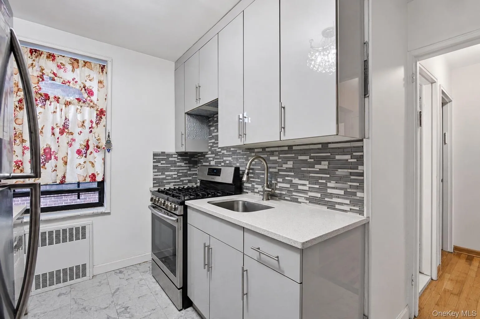 84-31 Van Wyck Expressway, New York, NY, 2 Bedrooms Bedrooms, 7 Rooms Rooms,1 BathroomBathrooms,Residential,For Rent,Van Wyck,0,1025396 84-31 Van Wyck Expressway, New York, NY, 2 Bedrooms Bedrooms, 7 Rooms Rooms,1 BathroomBathrooms,Residential,For Rent,Van Wyck,0,1025396