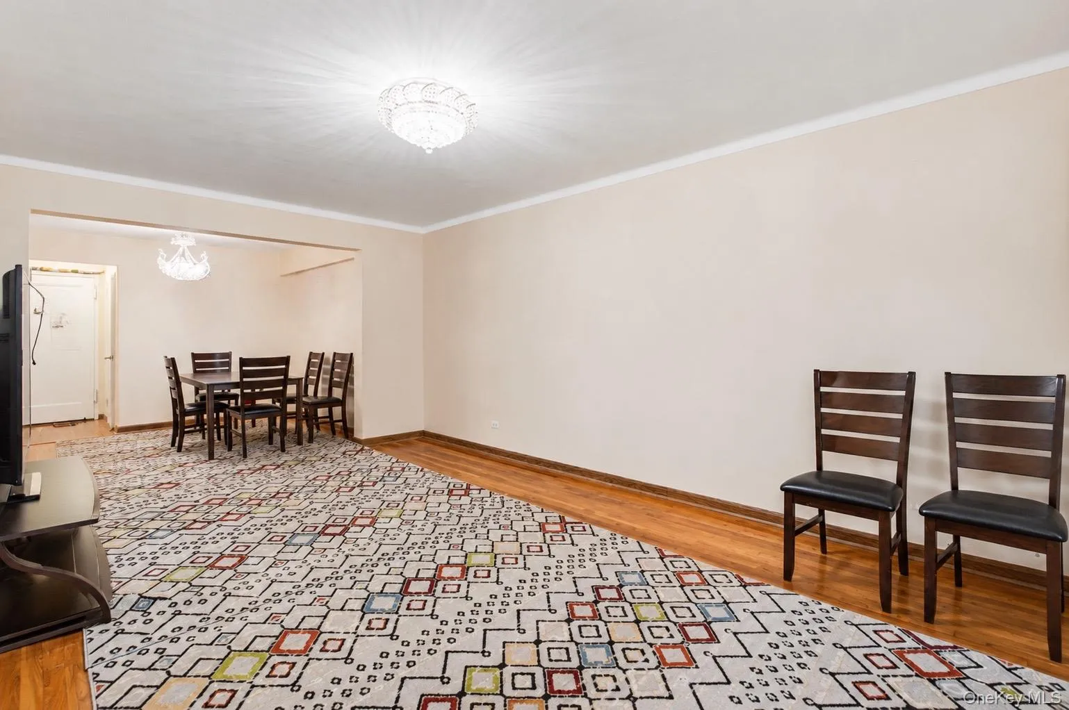 84-31 Van Wyck Expressway, New York, NY, 2 Bedrooms Bedrooms, 7 Rooms Rooms,1 BathroomBathrooms,Residential,For Rent,Van Wyck,0,1025396 84-31 Van Wyck Expressway, New York, NY, 2 Bedrooms Bedrooms, 7 Rooms Rooms,1 BathroomBathrooms,Residential,For Rent,Van Wyck,0,1025396