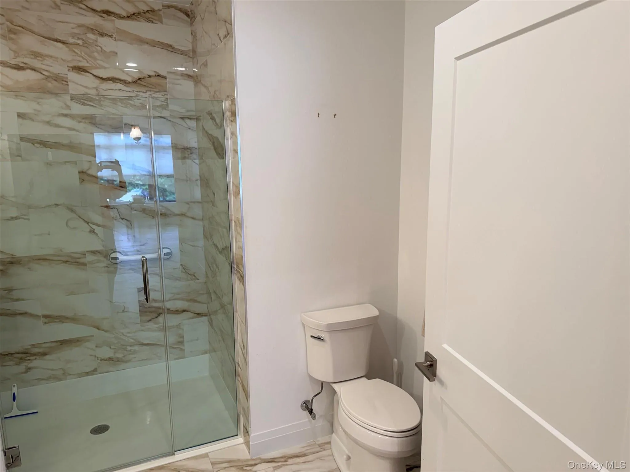 17205 Aspenwood Drive, Oyster Bay, NY, 2 Bedrooms Bedrooms, 5 Rooms Rooms,2 BathroomsBathrooms,Residential Lease,For Rent,Aspenwood,0,1025397 17205 Aspenwood Drive, Oyster Bay, NY, 2 Bedrooms Bedrooms, 5 Rooms Rooms,2 BathroomsBathrooms,Residential Lease,For Rent,Aspenwood,0,1025397