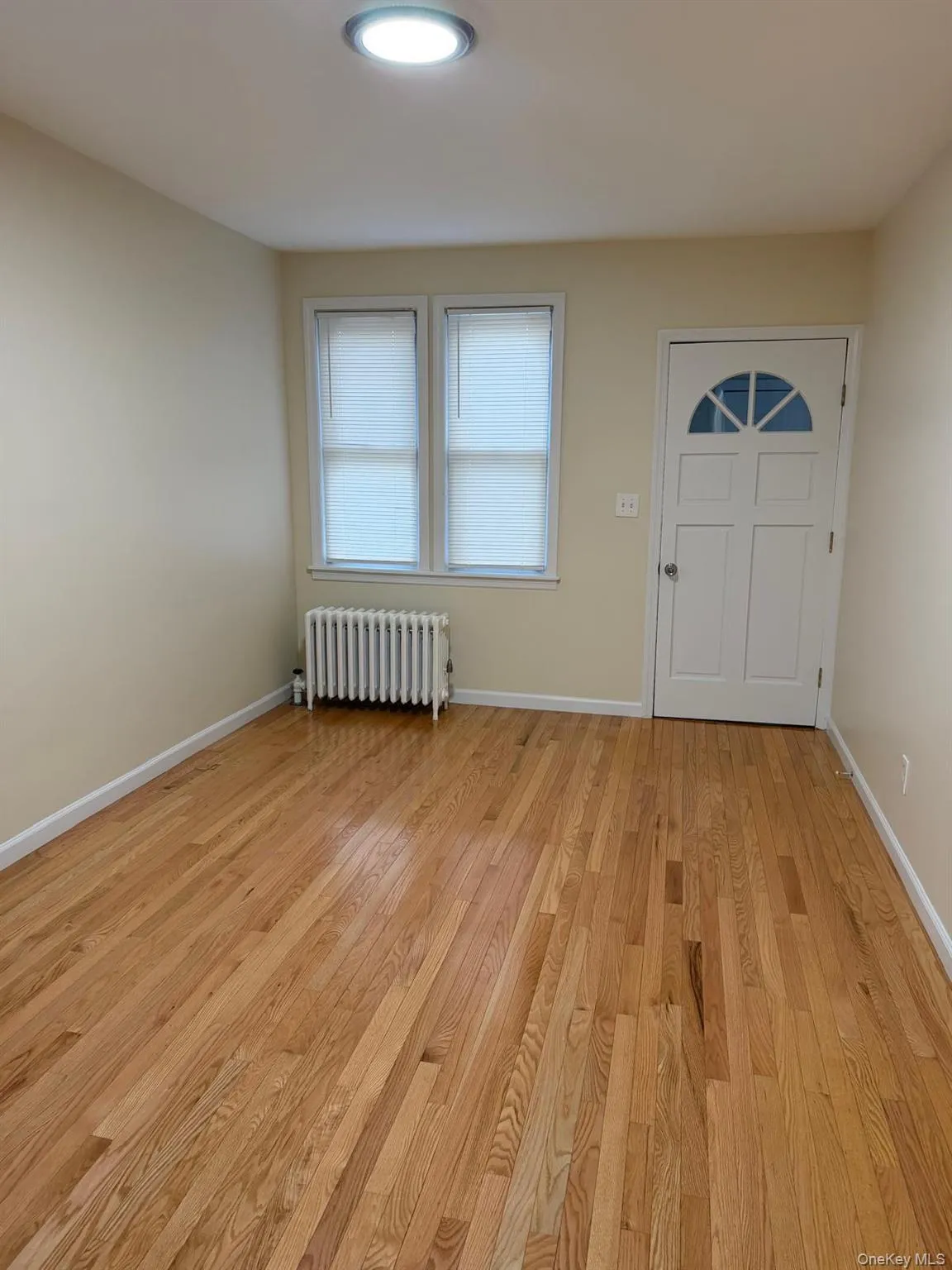 196 Hosmer Avenue, New York, NY, 2 Bedrooms Bedrooms, 8 Rooms Rooms,2 BathroomsBathrooms,Residential,For Rent,Hosmer,0,1025398 196 Hosmer Avenue, New York, NY, 2 Bedrooms Bedrooms, 8 Rooms Rooms,2 BathroomsBathrooms,Residential,For Rent,Hosmer,0,1025398
