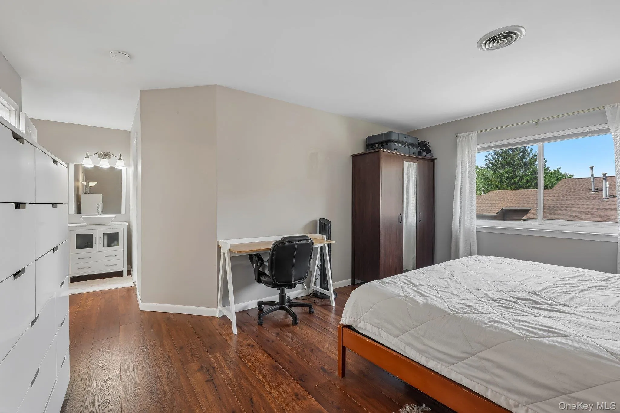 42 Tulip Court, Clarkstown, NY, 2 Bedrooms Bedrooms, 6 Rooms Rooms,2 BathroomsBathrooms,Residential,For Rent,Tulip,0,1025399 42 Tulip Court, Clarkstown, NY, 2 Bedrooms Bedrooms, 6 Rooms Rooms,2 BathroomsBathrooms,Residential,For Rent,Tulip,0,1025399