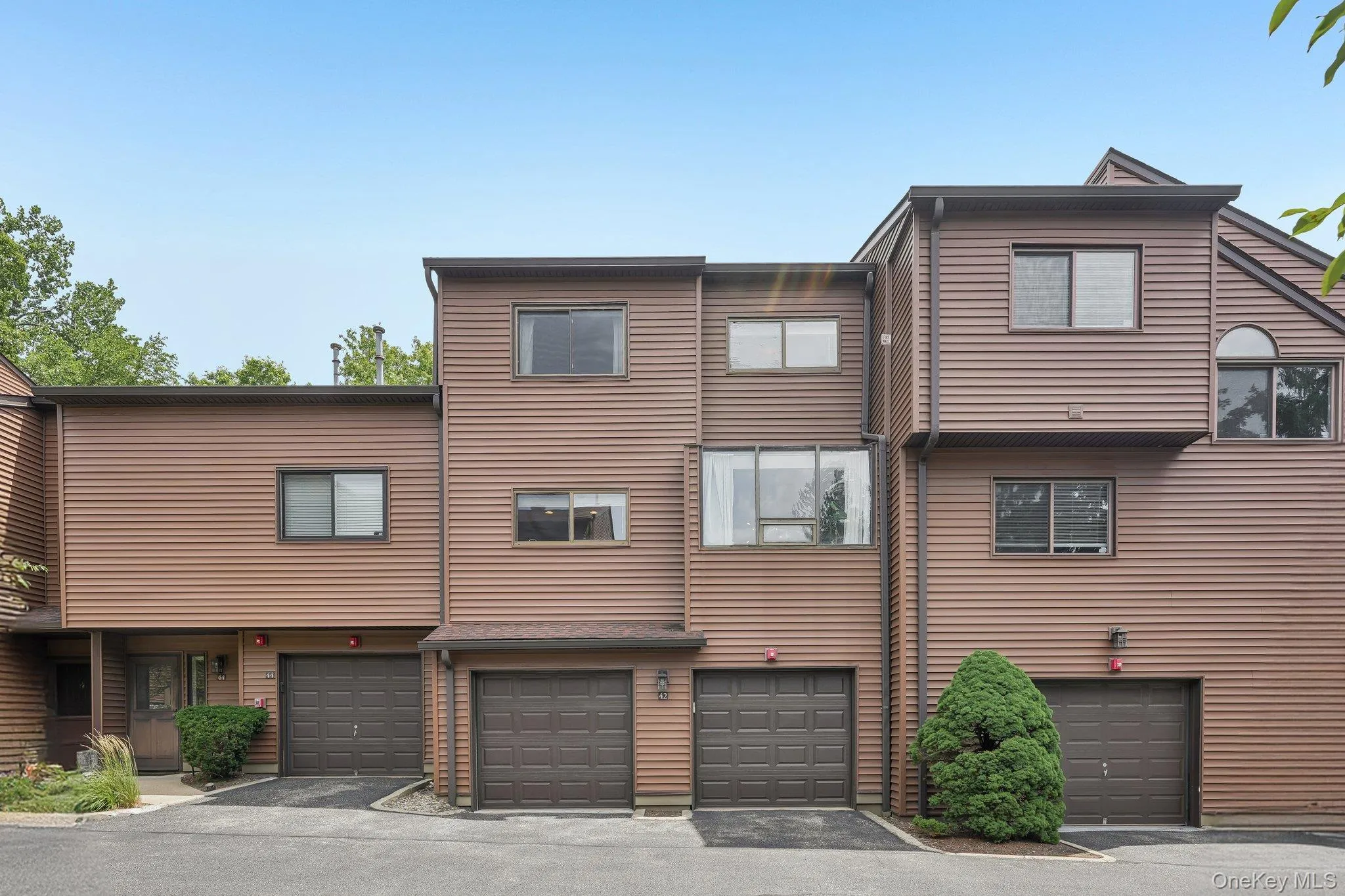 42 Tulip Court, Clarkstown, NY, 2 Bedrooms Bedrooms, 6 Rooms Rooms,2 BathroomsBathrooms,Residential,For Rent,Tulip,0,1025399 42 Tulip Court, Clarkstown, NY, 2 Bedrooms Bedrooms, 6 Rooms Rooms,2 BathroomsBathrooms,Residential,For Rent,Tulip,0,1025399