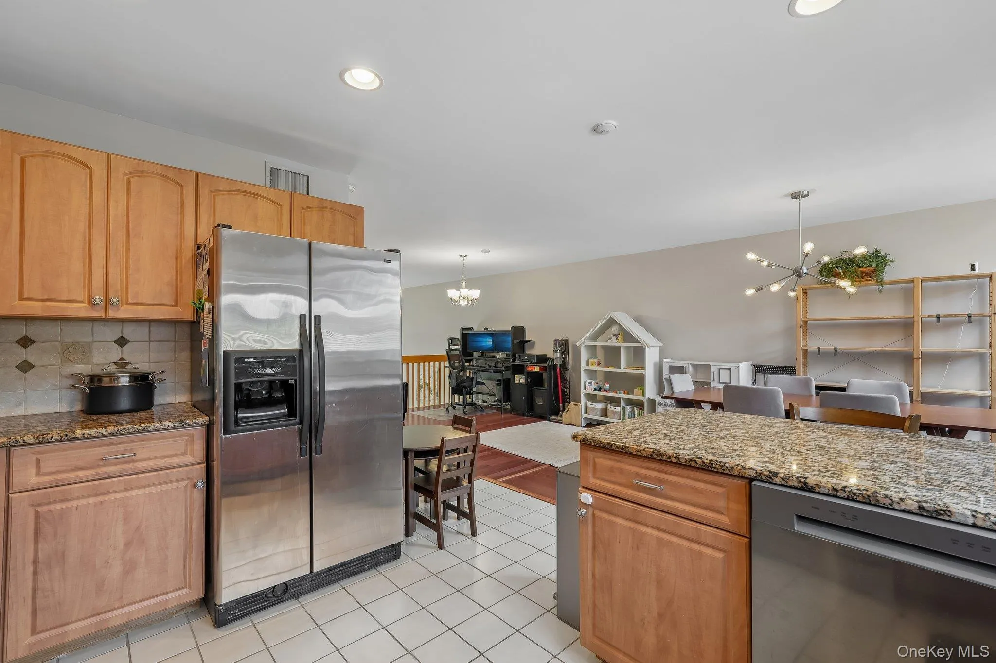 42 Tulip Court, Clarkstown, NY, 2 Bedrooms Bedrooms, 6 Rooms Rooms,2 BathroomsBathrooms,Residential,For Rent,Tulip,0,1025399 42 Tulip Court, Clarkstown, NY, 2 Bedrooms Bedrooms, 6 Rooms Rooms,2 BathroomsBathrooms,Residential,For Rent,Tulip,0,1025399