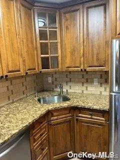 1069 Fenwood Drive, Hempstead, NY, 1 Bedroom Bedrooms, 3 Rooms Rooms,1 BathroomBathrooms,Residential Lease,For Rent,Fenwood,0,1025402 1069 Fenwood Drive, Hempstead, NY, 1 Bedroom Bedrooms, 3 Rooms Rooms,1 BathroomBathrooms,Residential Lease,For Rent,Fenwood,0,1025402