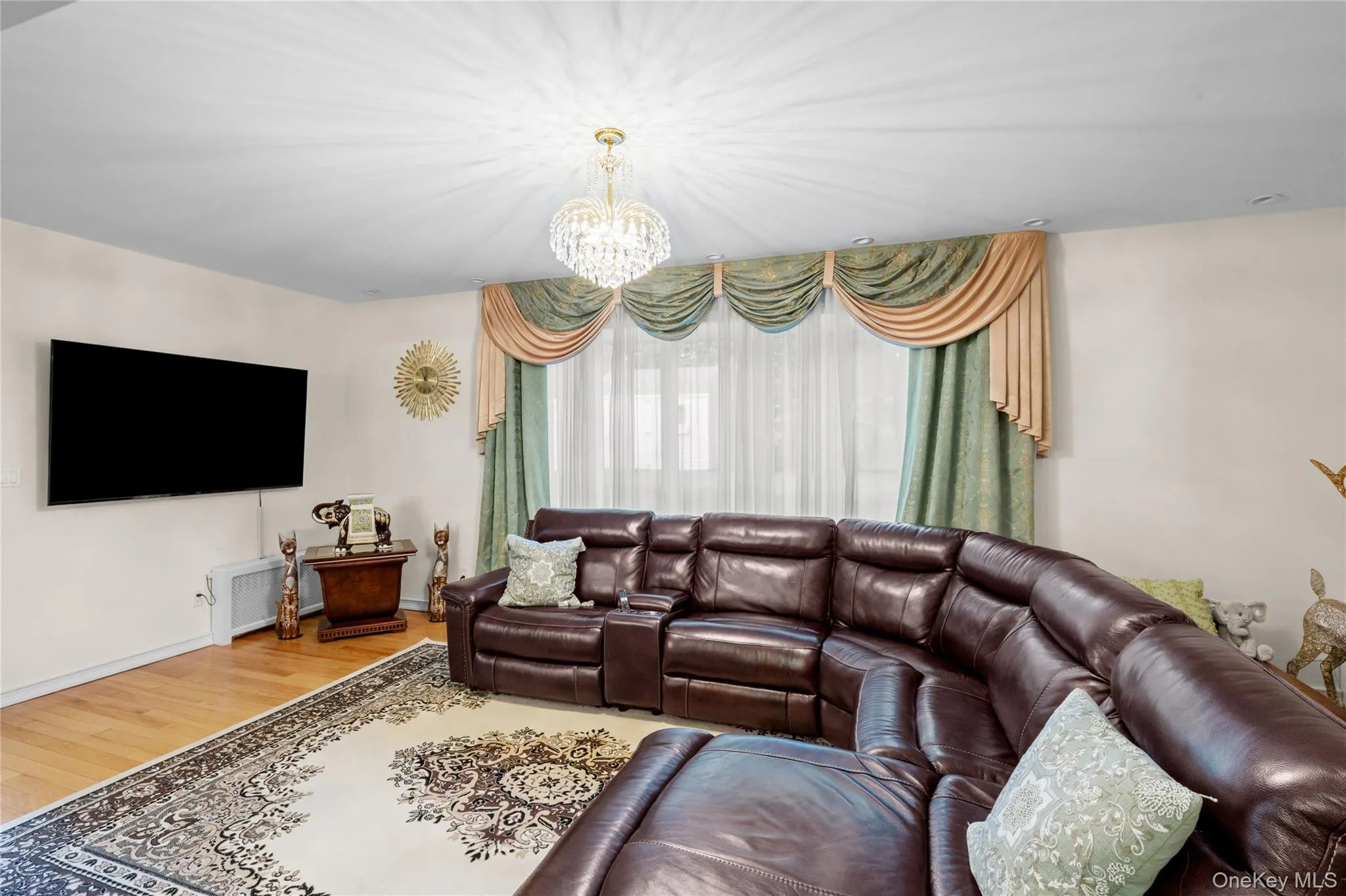 3153 Lee Place, Hempstead, NY, 6 Bedrooms Bedrooms, 10 Rooms Rooms,4 BathroomsBathrooms,Residential,For Rent,Lee,0,1025403 3153 Lee Place, Hempstead, NY, 6 Bedrooms Bedrooms, 10 Rooms Rooms,4 BathroomsBathrooms,Residential,For Rent,Lee,0,1025403