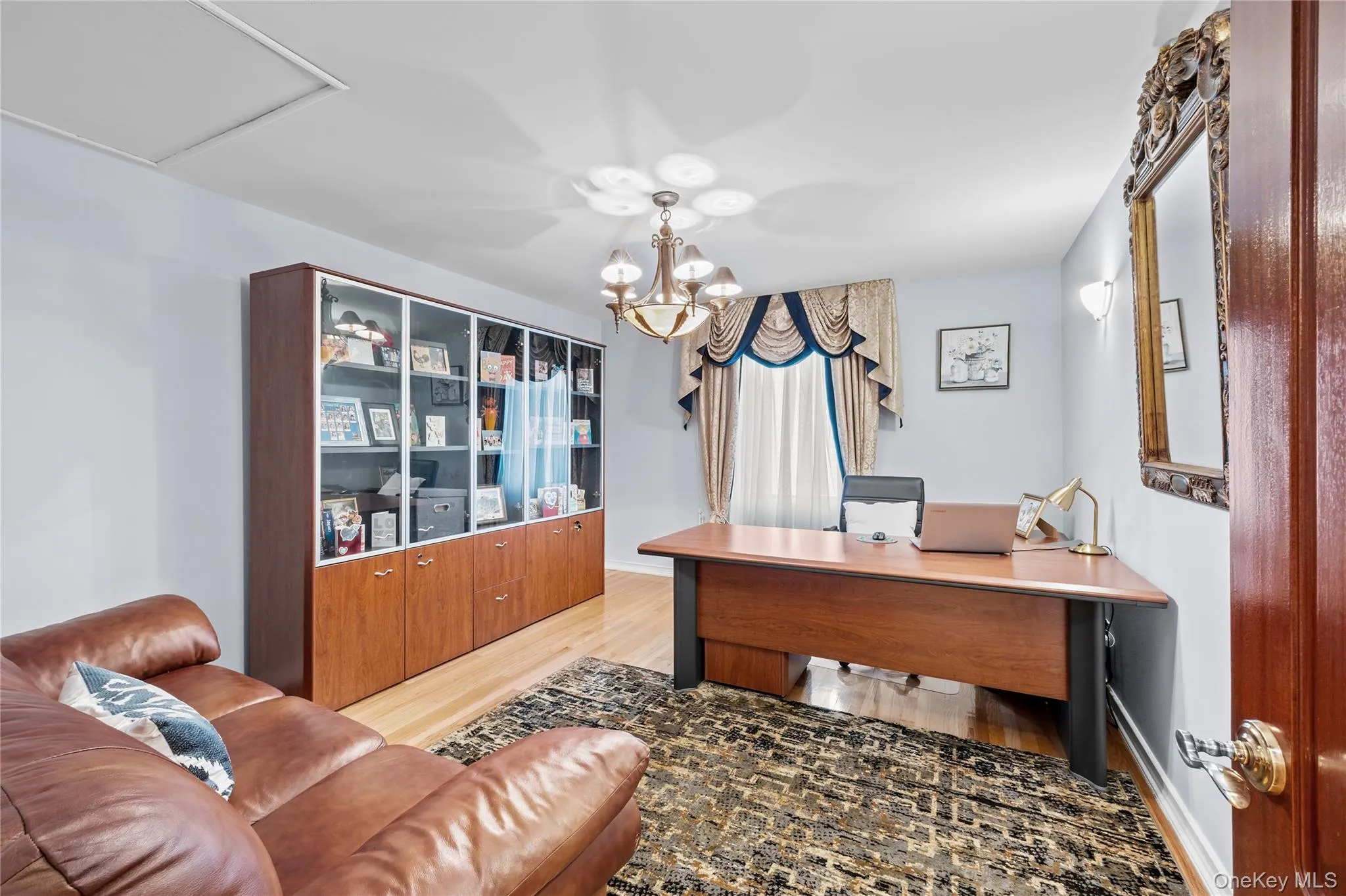 3153 Lee Place, Hempstead, NY, 6 Bedrooms Bedrooms, 10 Rooms Rooms,4 BathroomsBathrooms,Residential,For Rent,Lee,0,1025403 3153 Lee Place, Hempstead, NY, 6 Bedrooms Bedrooms, 10 Rooms Rooms,4 BathroomsBathrooms,Residential,For Rent,Lee,0,1025403
