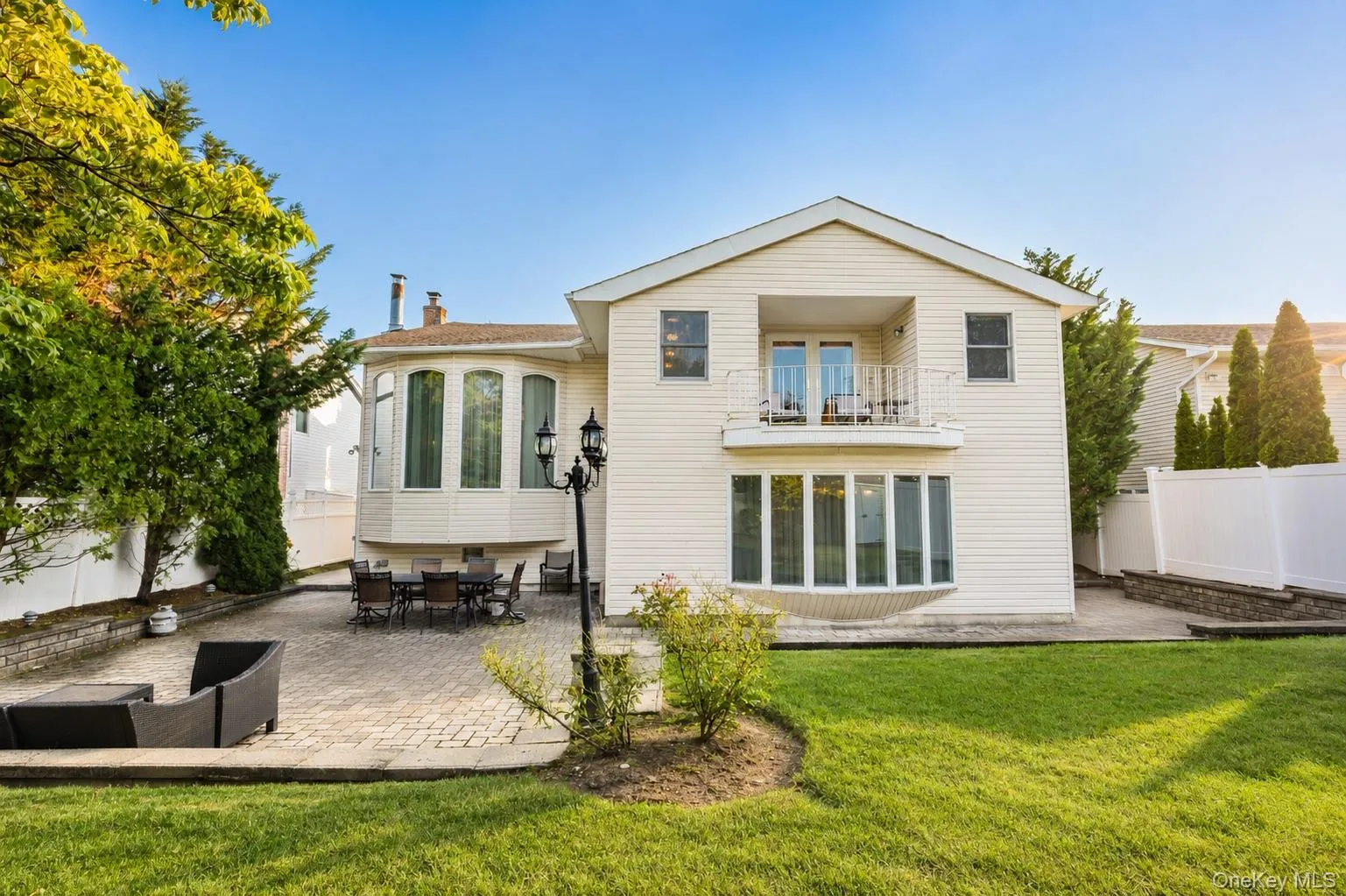 3153 Lee Place, Hempstead, NY, 6 Bedrooms Bedrooms, 10 Rooms Rooms,4 BathroomsBathrooms,Residential,For Rent,Lee,0,1025403 3153 Lee Place, Hempstead, NY, 6 Bedrooms Bedrooms, 10 Rooms Rooms,4 BathroomsBathrooms,Residential,For Rent,Lee,0,1025403