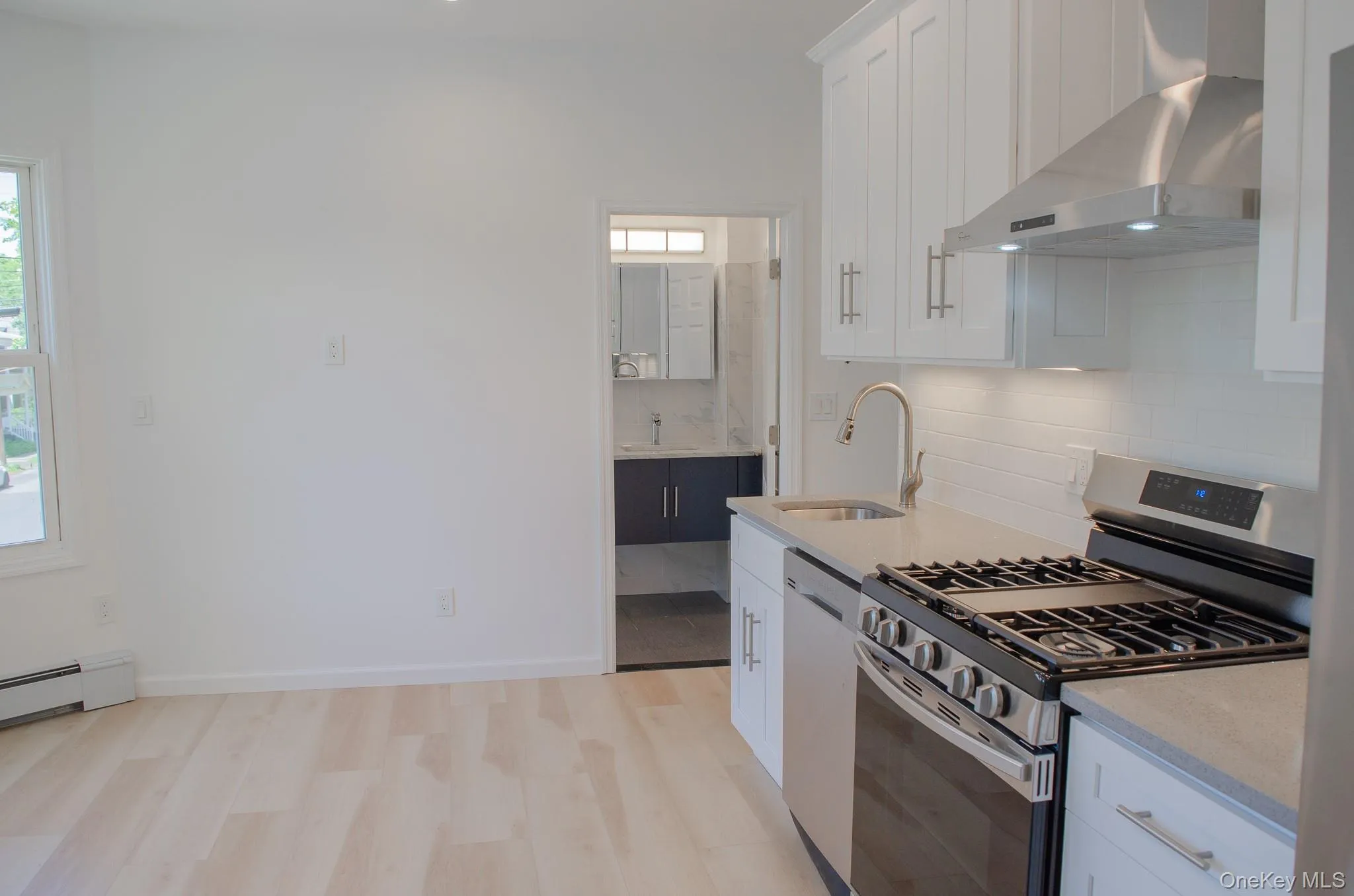 144 Saint James Street, Kingston, NY, 1 Bedroom Bedrooms, 4 Rooms Rooms,1 BathroomBathrooms,Residential Lease,For Rent,Saint James,0,1025407 144 Saint James Street, Kingston, NY, 1 Bedroom Bedrooms, 4 Rooms Rooms,1 BathroomBathrooms,Residential Lease,For Rent,Saint James,0,1025407
