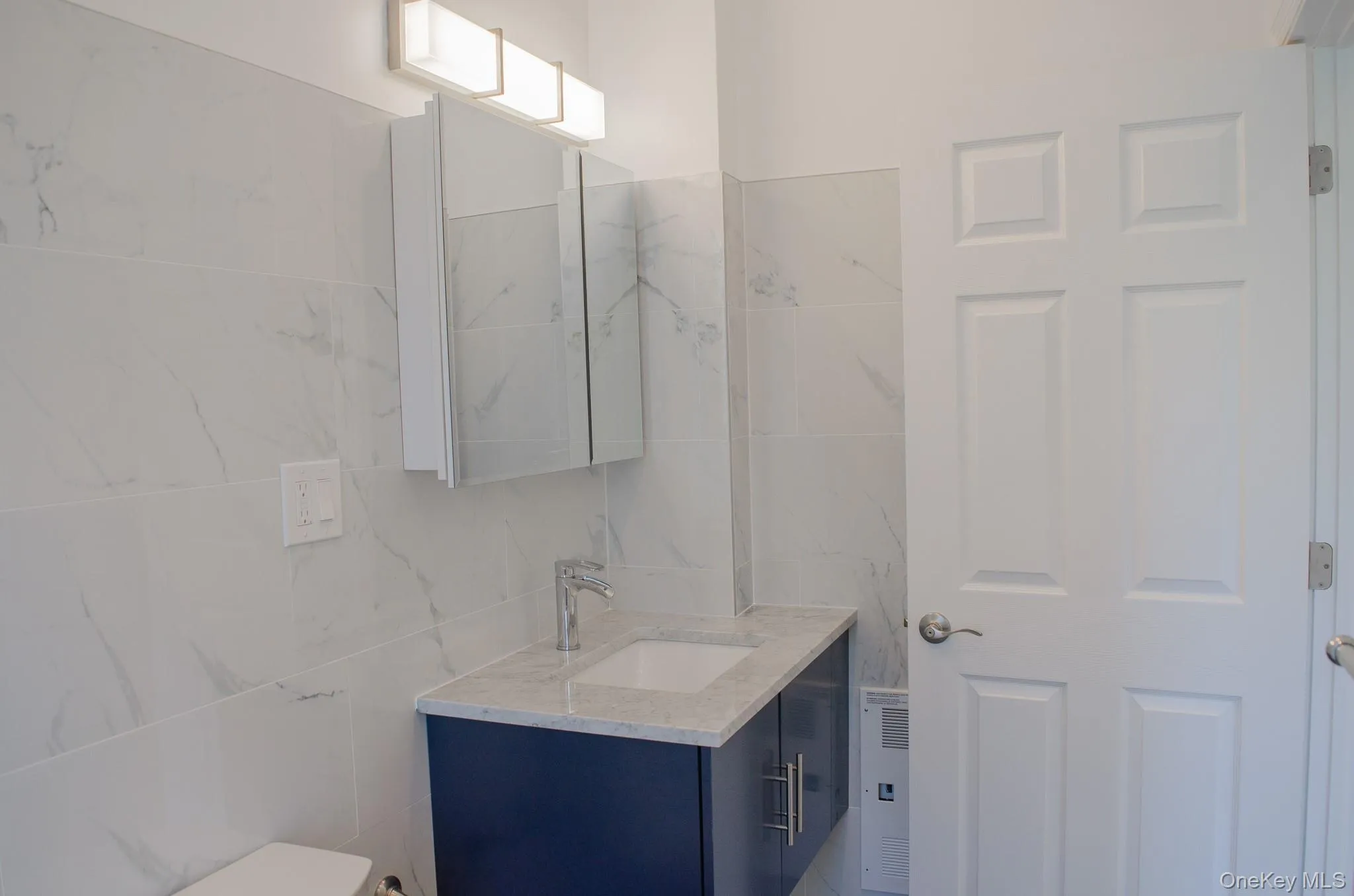 144 Saint James Street, Kingston, NY, 1 Bedroom Bedrooms, 4 Rooms Rooms,1 BathroomBathrooms,Residential Lease,For Rent,Saint James,0,1025407 144 Saint James Street, Kingston, NY, 1 Bedroom Bedrooms, 4 Rooms Rooms,1 BathroomBathrooms,Residential Lease,For Rent,Saint James,0,1025407