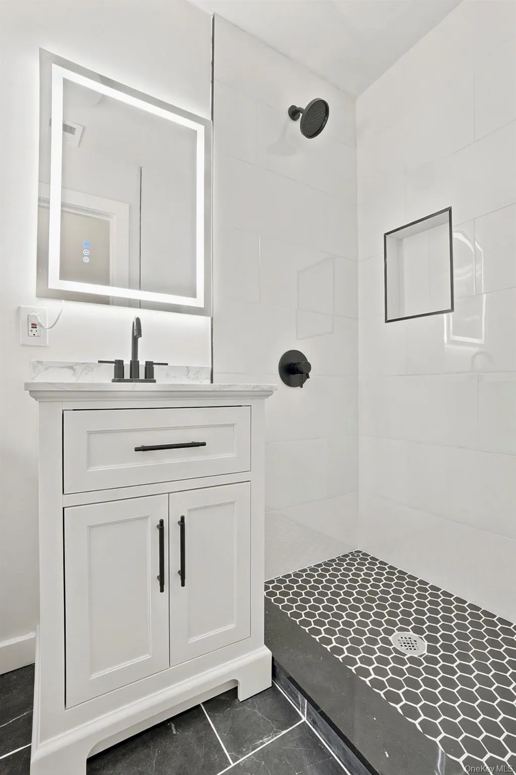 6 Vanessa Lane, Hyde Park, NY, 4 Bedrooms Bedrooms, 6 Rooms Rooms,3 BathroomsBathrooms,Residential,For Rent,Vanessa,0,1025410 6 Vanessa Lane, Hyde Park, NY, 4 Bedrooms Bedrooms, 6 Rooms Rooms,3 BathroomsBathrooms,Residential,For Rent,Vanessa,0,1025410