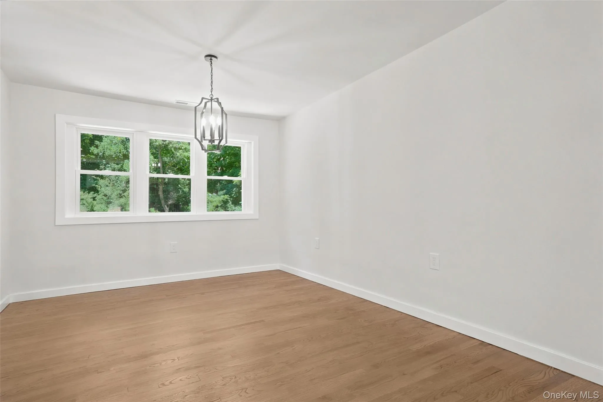 6 Vanessa Lane, Hyde Park, NY, 4 Bedrooms Bedrooms, 6 Rooms Rooms,3 BathroomsBathrooms,Residential,For Rent,Vanessa,0,1025410 6 Vanessa Lane, Hyde Park, NY, 4 Bedrooms Bedrooms, 6 Rooms Rooms,3 BathroomsBathrooms,Residential,For Rent,Vanessa,0,1025410