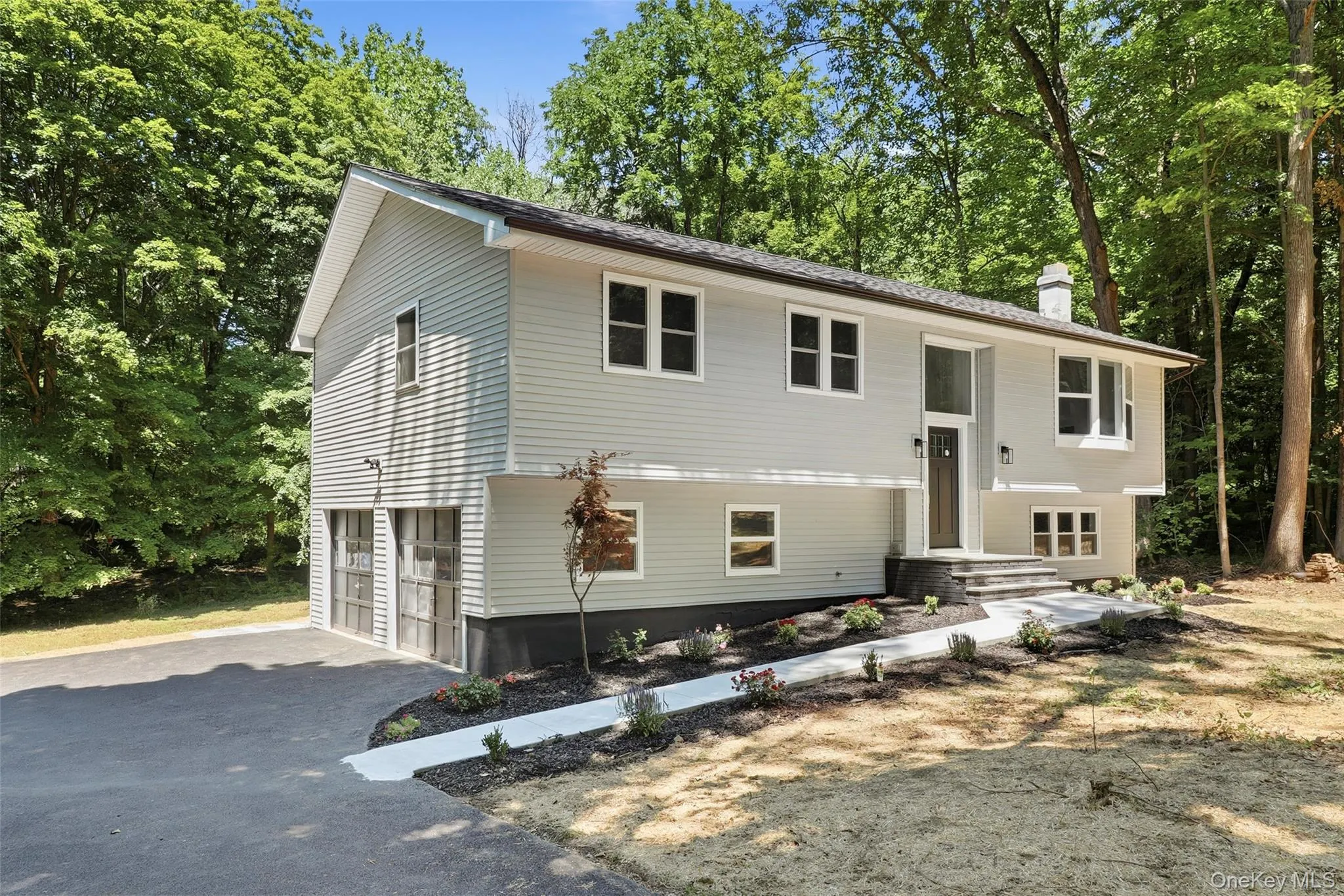 6 Vanessa Lane, Hyde Park, NY, 4 Bedrooms Bedrooms, 6 Rooms Rooms,3 BathroomsBathrooms,Residential,For Rent,Vanessa,0,1025410 6 Vanessa Lane, Hyde Park, NY, 4 Bedrooms Bedrooms, 6 Rooms Rooms,3 BathroomsBathrooms,Residential,For Rent,Vanessa,0,1025410