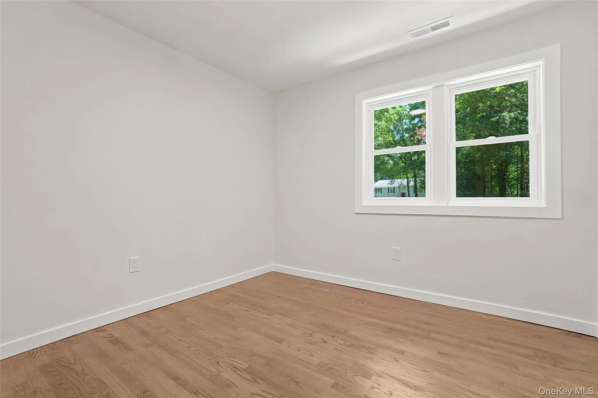 6 Vanessa Lane, Hyde Park, NY, 4 Bedrooms Bedrooms, 6 Rooms Rooms,3 BathroomsBathrooms,Residential,For Rent,Vanessa,0,1025410 6 Vanessa Lane, Hyde Park, NY, 4 Bedrooms Bedrooms, 6 Rooms Rooms,3 BathroomsBathrooms,Residential,For Rent,Vanessa,0,1025410