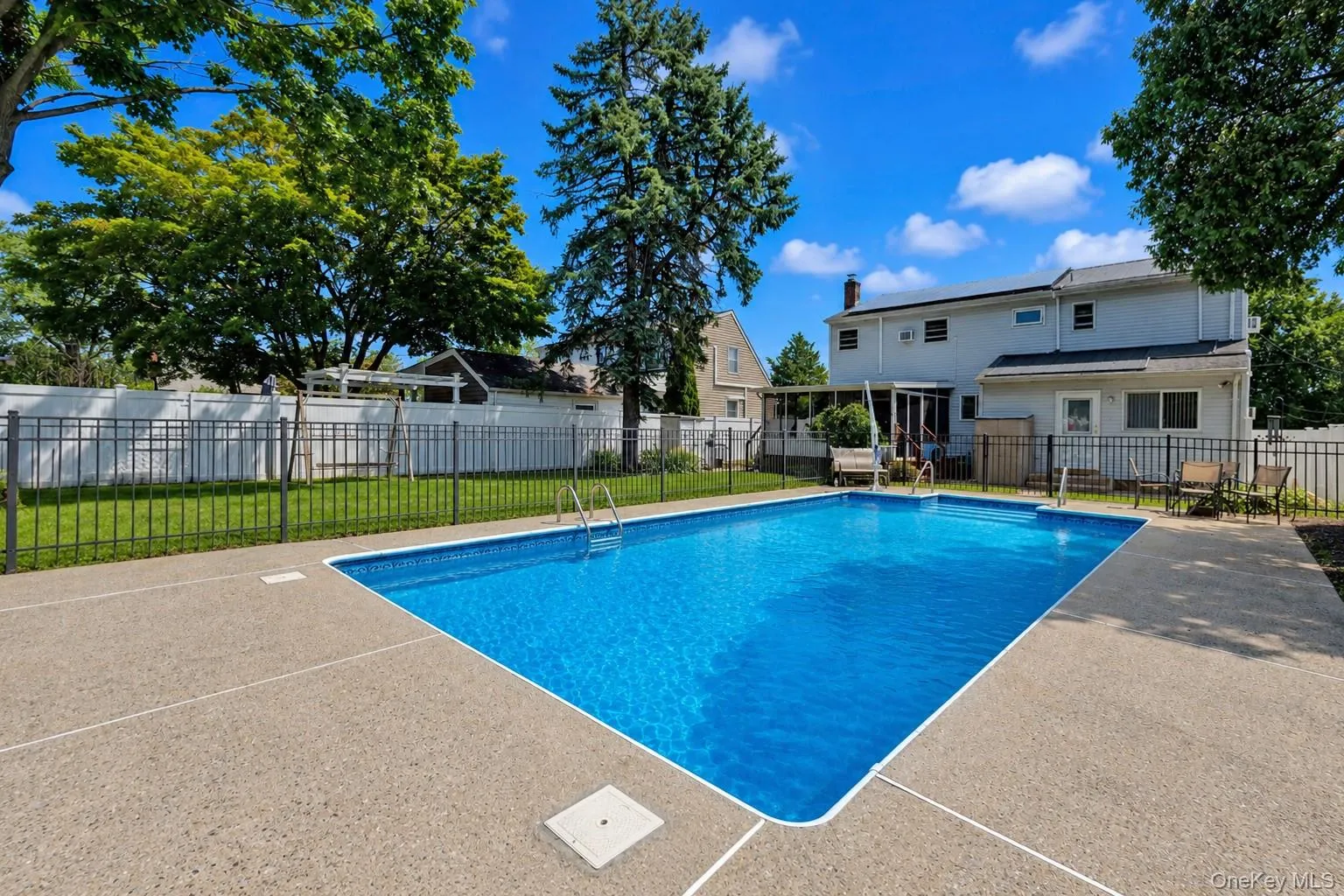 66 Wolcott Road, Hempstead, NY, 5 Bedrooms Bedrooms, 8 Rooms Rooms,3 BathroomsBathrooms,Residential,For Rent,Wolcott,0,1025414 66 Wolcott Road, Hempstead, NY, 5 Bedrooms Bedrooms, 8 Rooms Rooms,3 BathroomsBathrooms,Residential,For Rent,Wolcott,0,1025414
