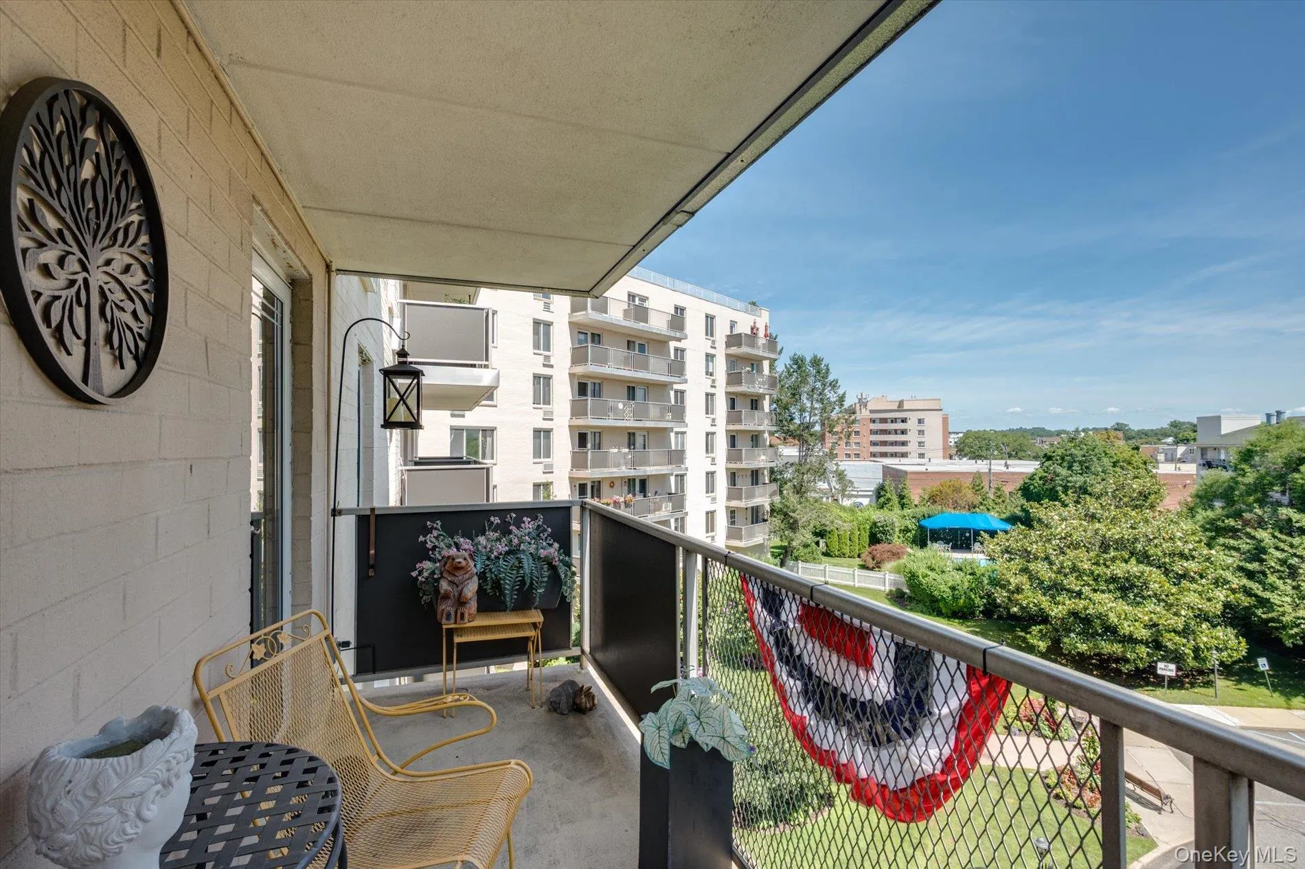 135 Post Avenue, North Hempstead, NY, 2 Bedrooms Bedrooms, 5 Rooms Rooms,2 BathroomsBathrooms,Residential,For Rent,Post,0,1025415 135 Post Avenue, North Hempstead, NY, 2 Bedrooms Bedrooms, 5 Rooms Rooms,2 BathroomsBathrooms,Residential,For Rent,Post,0,1025415