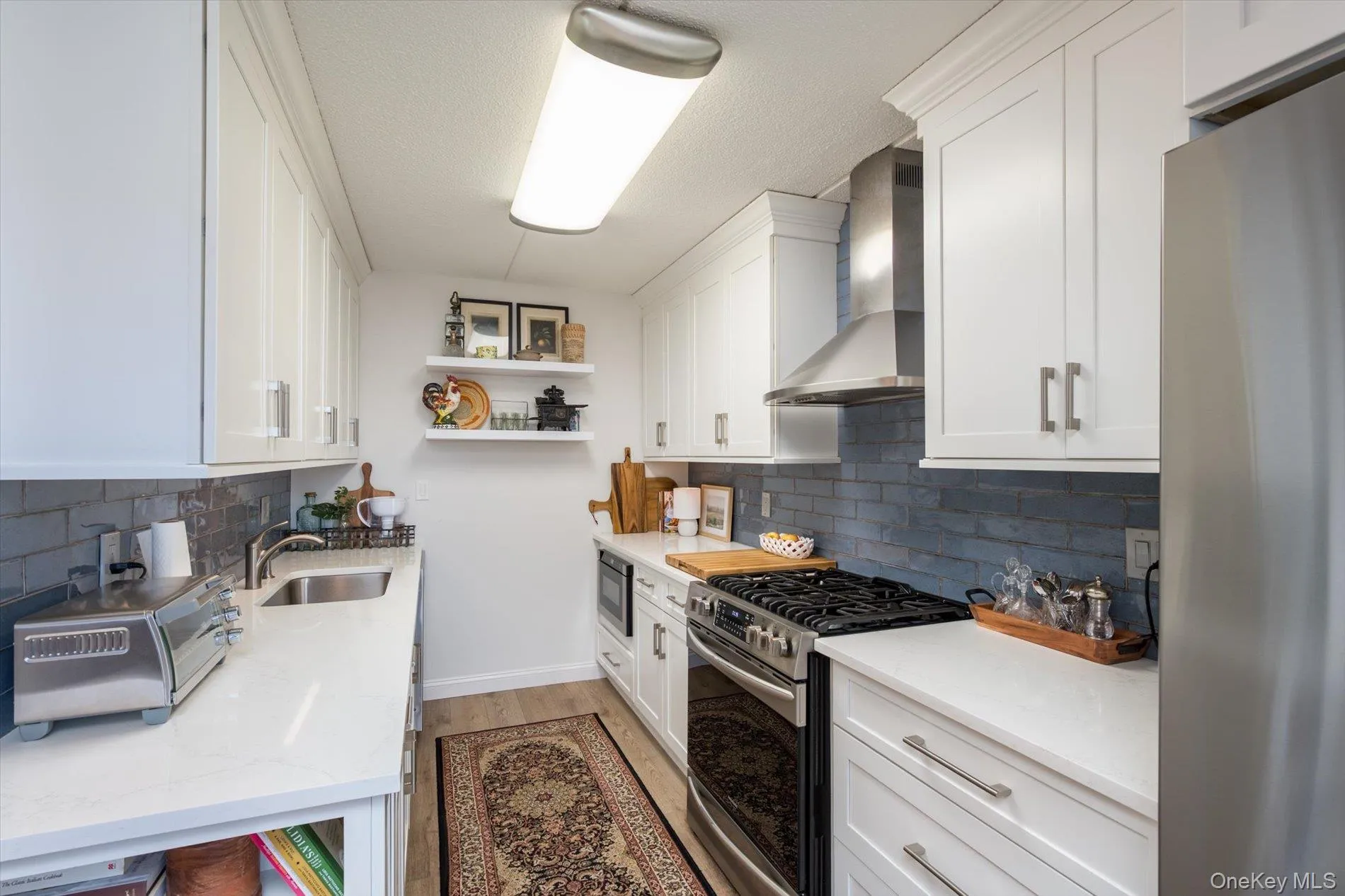 135 Post Avenue, North Hempstead, NY, 2 Bedrooms Bedrooms, 5 Rooms Rooms,2 BathroomsBathrooms,Residential,For Rent,Post,0,1025415 135 Post Avenue, North Hempstead, NY, 2 Bedrooms Bedrooms, 5 Rooms Rooms,2 BathroomsBathrooms,Residential,For Rent,Post,0,1025415