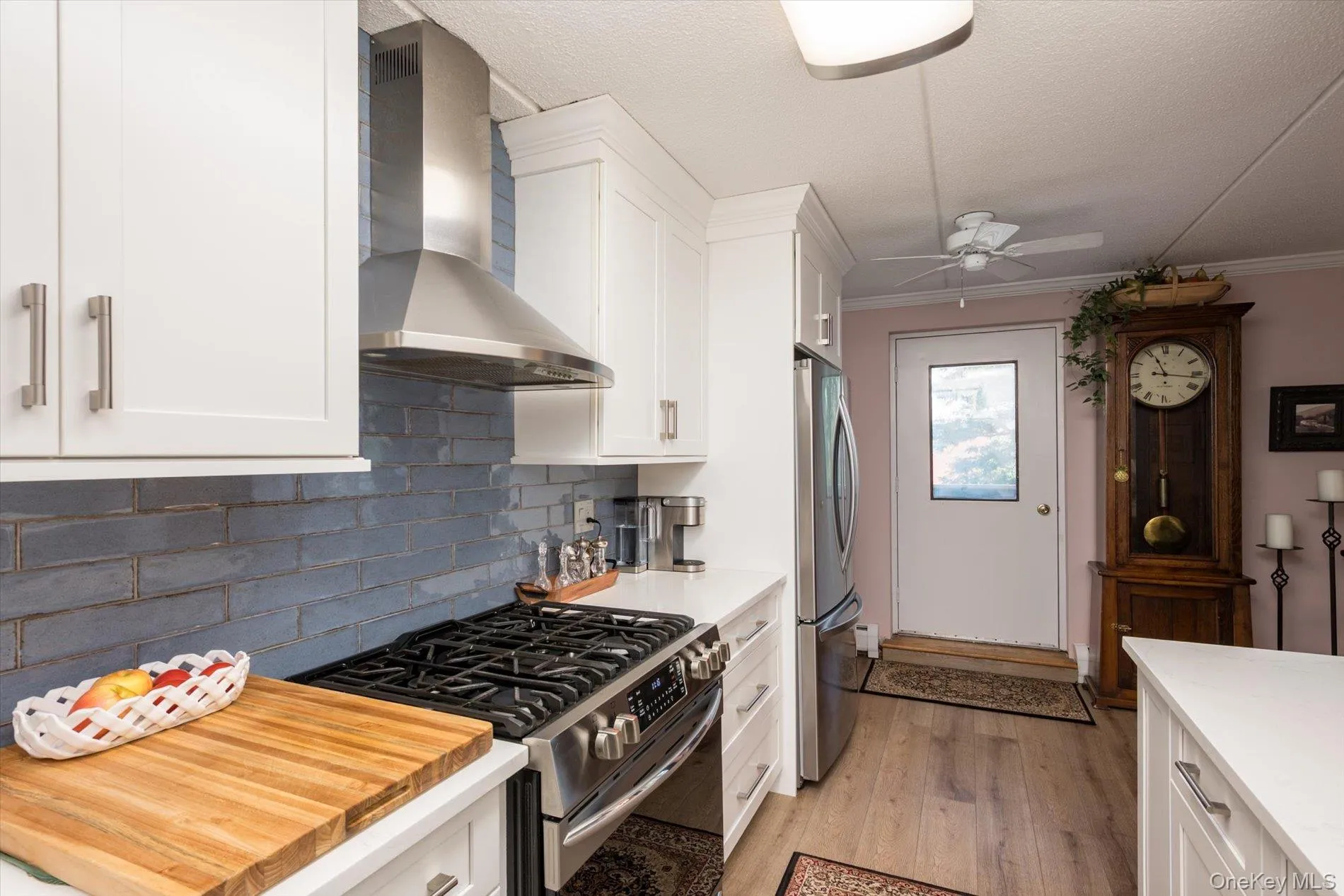 135 Post Avenue, North Hempstead, NY, 2 Bedrooms Bedrooms, 5 Rooms Rooms,2 BathroomsBathrooms,Residential,For Rent,Post,0,1025415 135 Post Avenue, North Hempstead, NY, 2 Bedrooms Bedrooms, 5 Rooms Rooms,2 BathroomsBathrooms,Residential,For Rent,Post,0,1025415