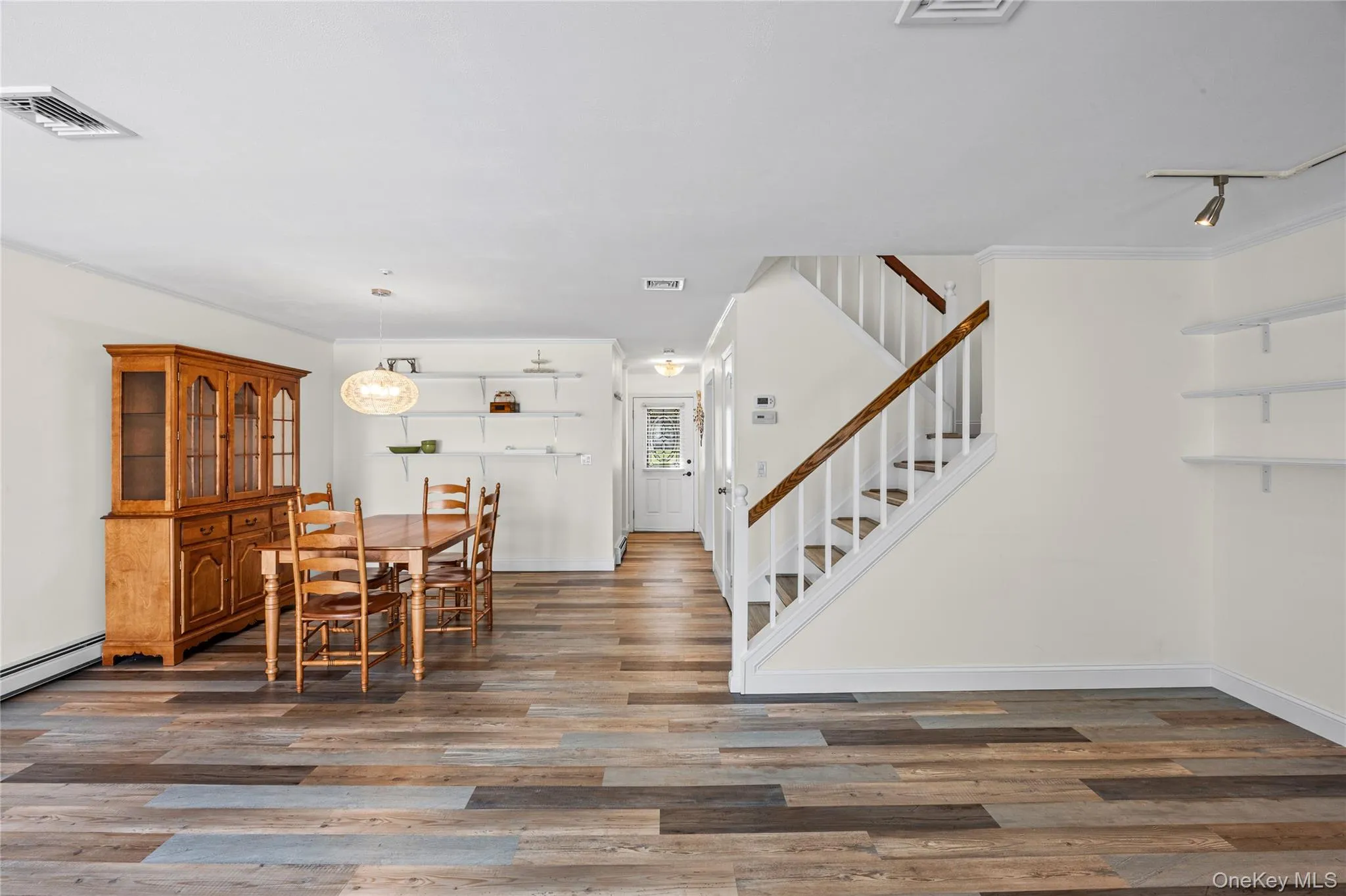 106 Strathmore Court Drive, Brookhaven, NY, 3 Bedrooms Bedrooms, 6 Rooms Rooms,2 BathroomsBathrooms,Residential,For Rent,Strathmore Court,0,1025416 106 Strathmore Court Drive, Brookhaven, NY, 3 Bedrooms Bedrooms, 6 Rooms Rooms,2 BathroomsBathrooms,Residential,For Rent,Strathmore Court,0,1025416