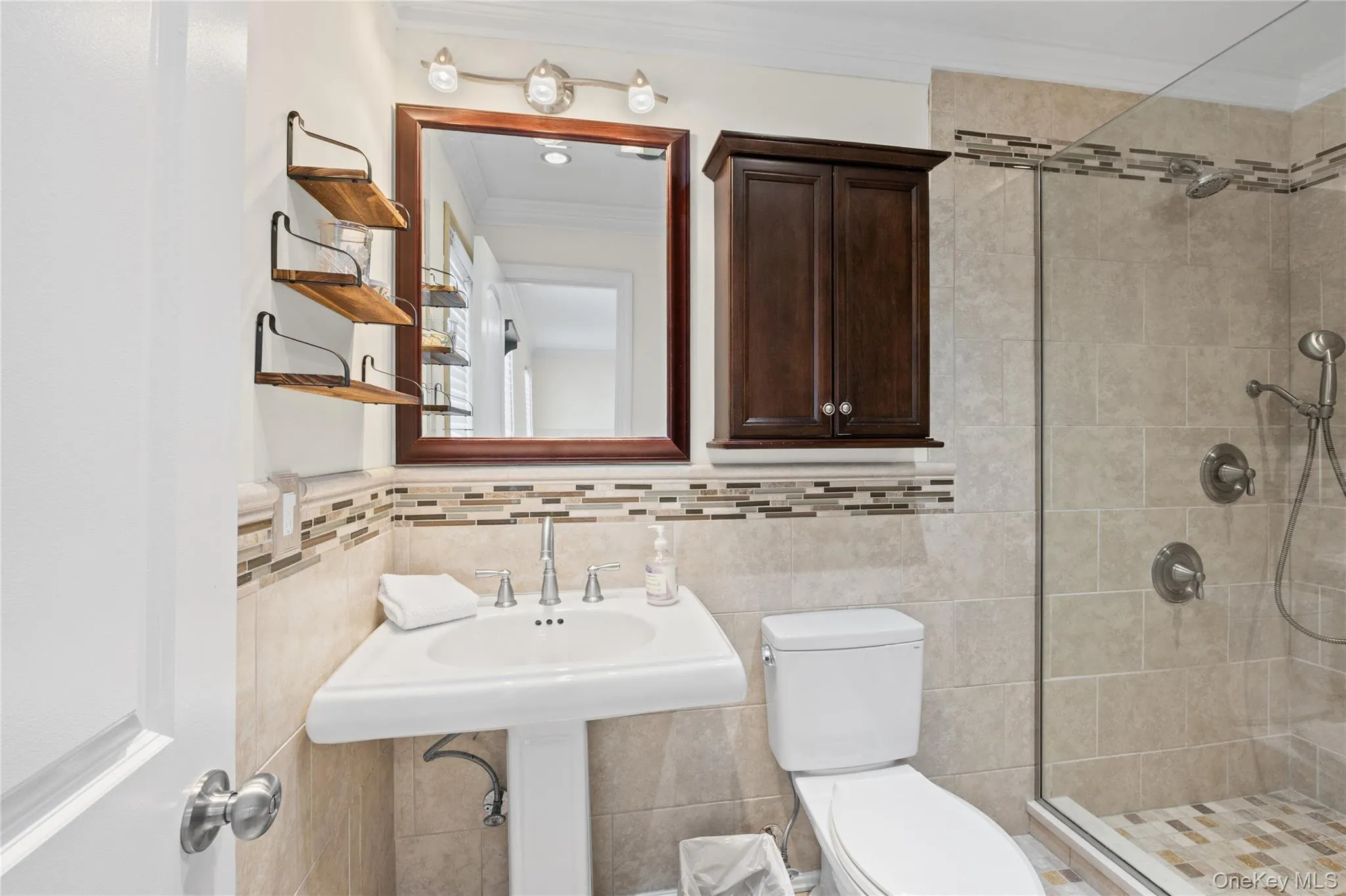 106 Strathmore Court Drive, Brookhaven, NY, 3 Bedrooms Bedrooms, 6 Rooms Rooms,2 BathroomsBathrooms,Residential,For Rent,Strathmore Court,0,1025416 106 Strathmore Court Drive, Brookhaven, NY, 3 Bedrooms Bedrooms, 6 Rooms Rooms,2 BathroomsBathrooms,Residential,For Rent,Strathmore Court,0,1025416