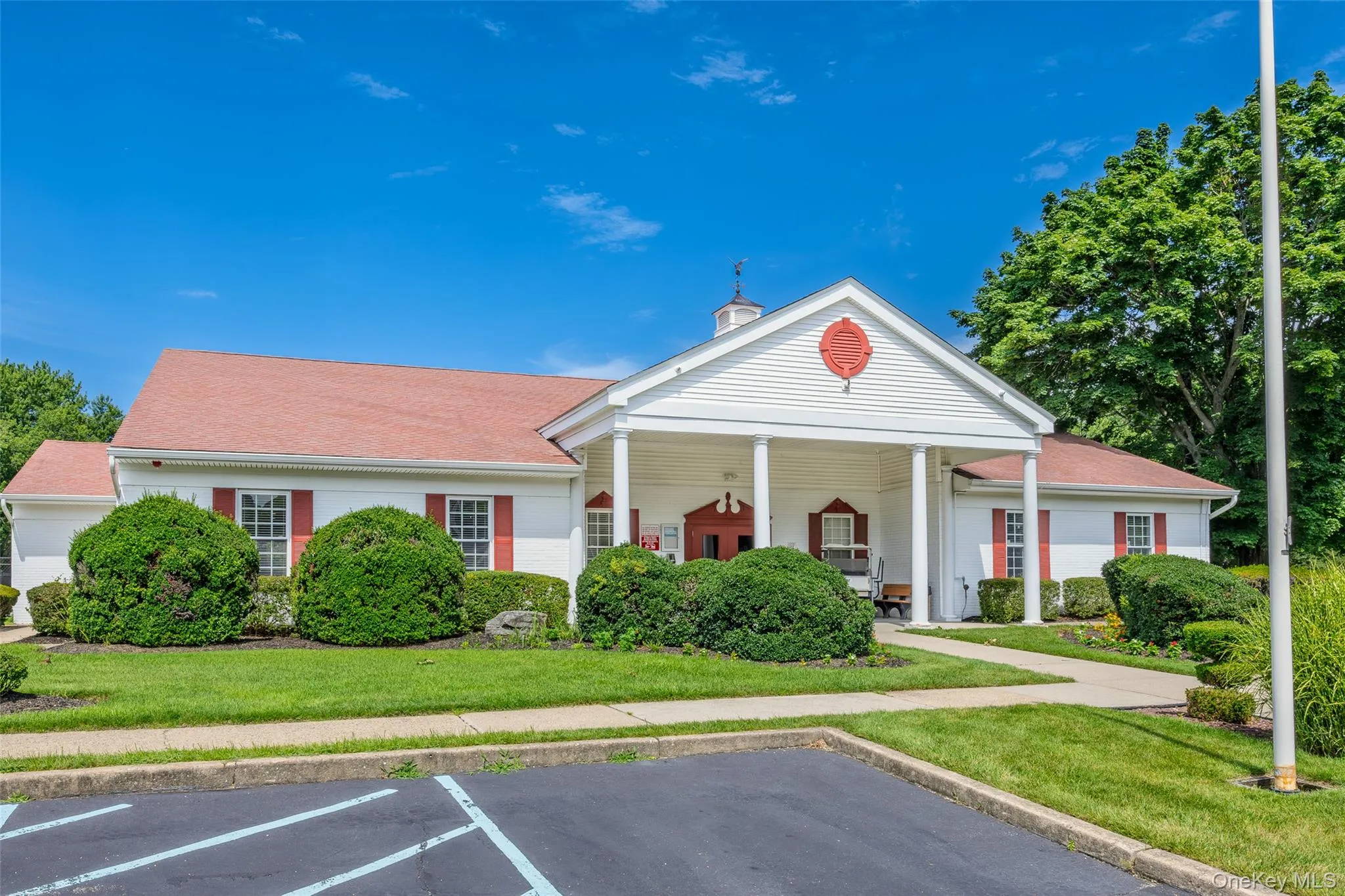 106 Strathmore Court Drive, Brookhaven, NY, 3 Bedrooms Bedrooms, 6 Rooms Rooms,2 BathroomsBathrooms,Residential,For Rent,Strathmore Court,0,1025416 106 Strathmore Court Drive, Brookhaven, NY, 3 Bedrooms Bedrooms, 6 Rooms Rooms,2 BathroomsBathrooms,Residential,For Rent,Strathmore Court,0,1025416