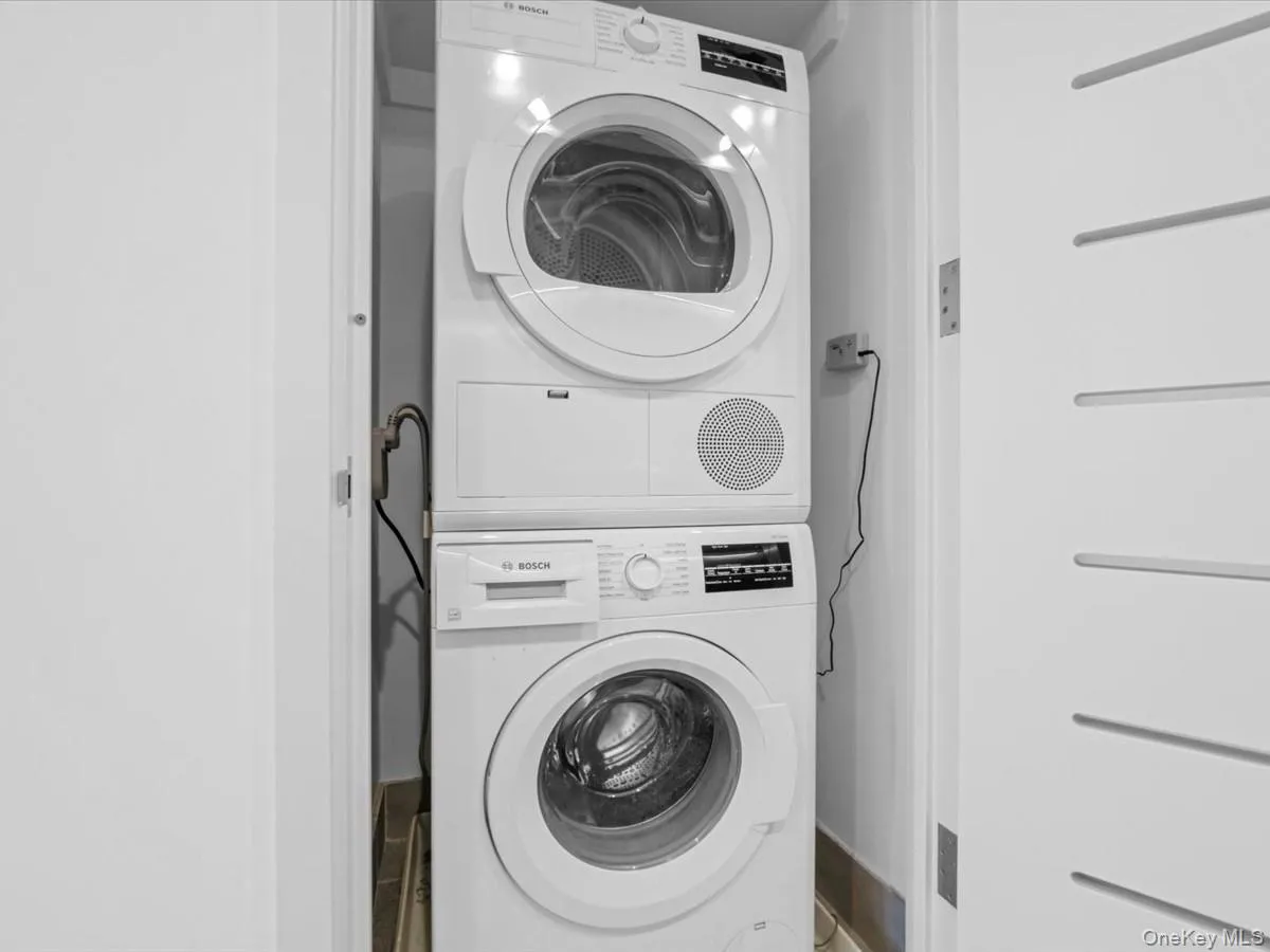 501 3rd Avenue, New York, NY, 1 Room Rooms,1 BathroomBathrooms,Residential,For Rent,3rd,0,1025419 501 3rd Avenue, New York, NY, 1 Room Rooms,1 BathroomBathrooms,Residential,For Rent,3rd,0,1025419