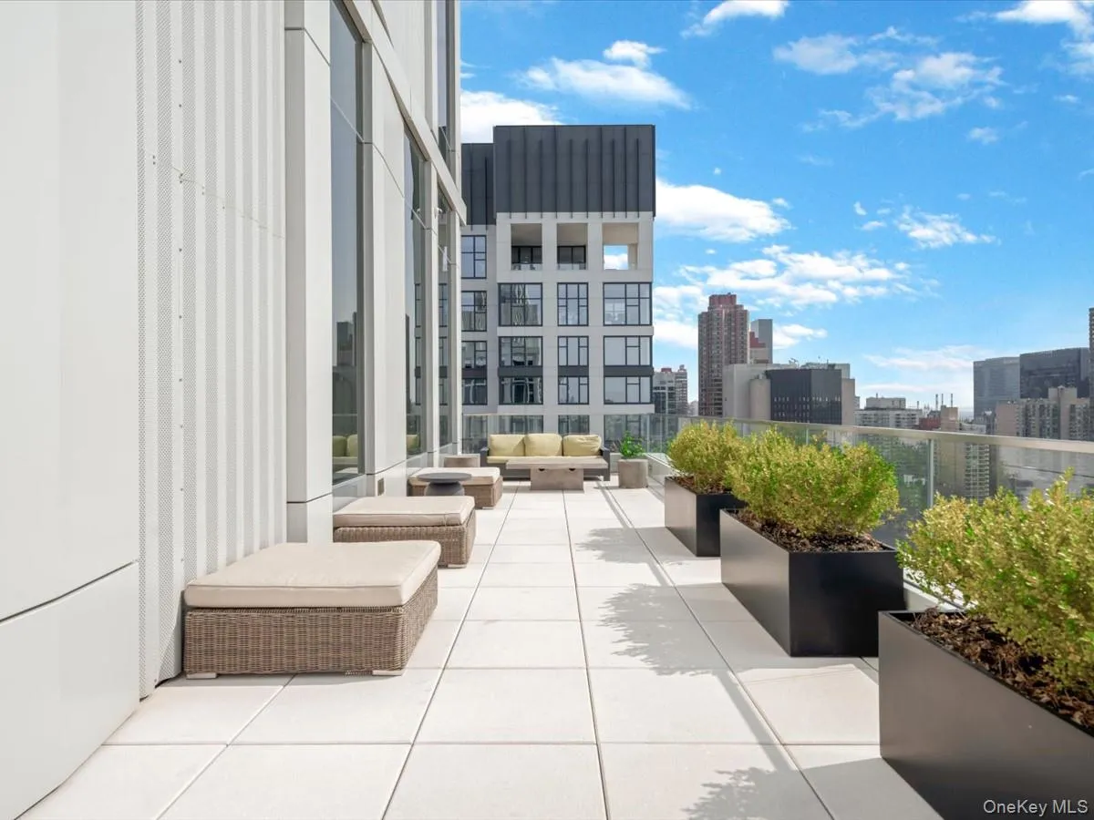 501 3rd Avenue, New York, NY, 1 Room Rooms,1 BathroomBathrooms,Residential,For Rent,3rd,0,1025419 501 3rd Avenue, New York, NY, 1 Room Rooms,1 BathroomBathrooms,Residential,For Rent,3rd,0,1025419