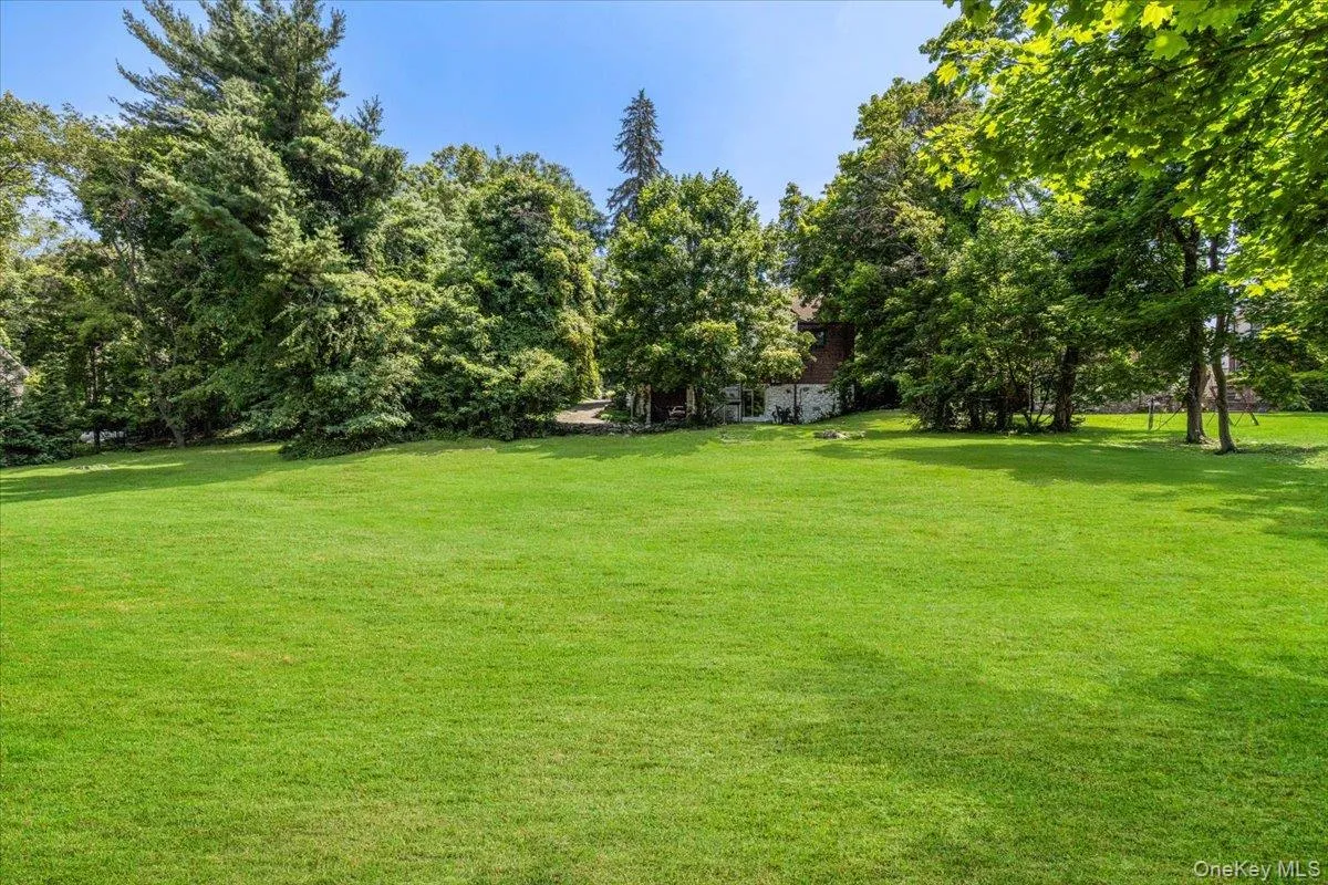 38 Fenimore Drive, Harrison, NY, 4 Bedrooms Bedrooms, 9 Rooms Rooms,3 BathroomsBathrooms,Residential,For Rent,Fenimore,0,1025421 38 Fenimore Drive, Harrison, NY, 4 Bedrooms Bedrooms, 9 Rooms Rooms,3 BathroomsBathrooms,Residential,For Rent,Fenimore,0,1025421