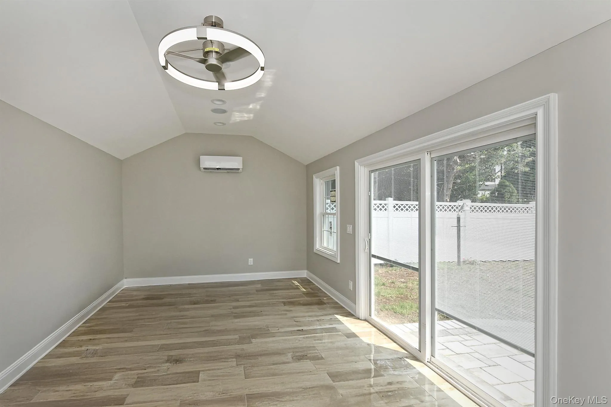 127 Vanderbilt Avenue, North Hempstead, NY, 5 Bedrooms Bedrooms, 10 Rooms Rooms,4 BathroomsBathrooms,Residential,For Rent,Vanderbilt,0,1025429 127 Vanderbilt Avenue, North Hempstead, NY, 5 Bedrooms Bedrooms, 10 Rooms Rooms,4 BathroomsBathrooms,Residential,For Rent,Vanderbilt,0,1025429